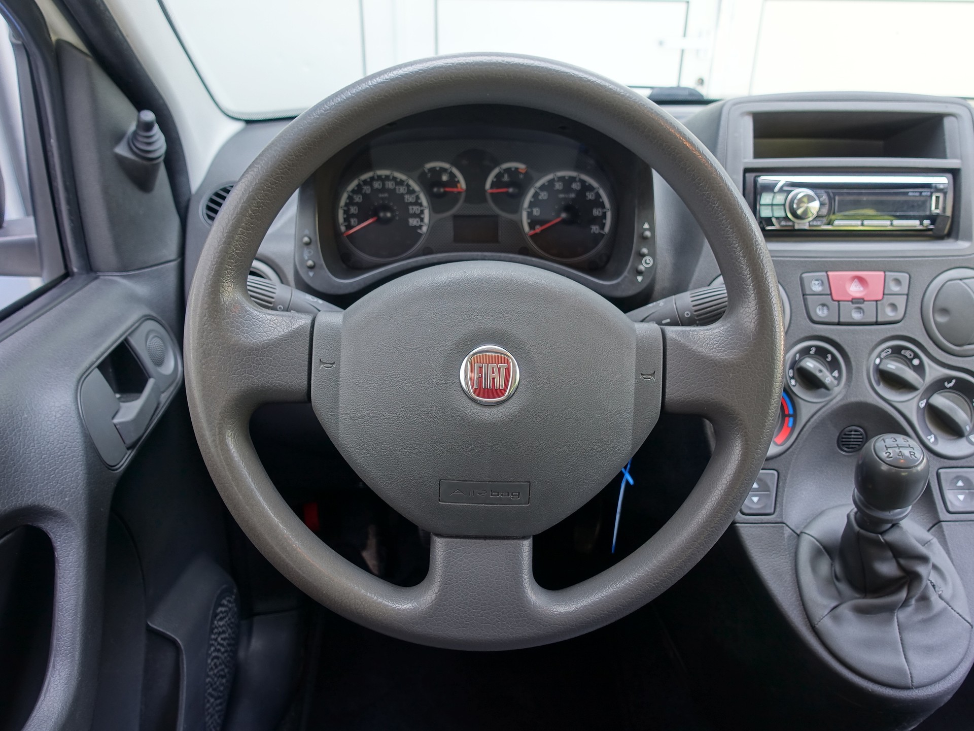 FIAT Panda 1.2 Active MyLife-image-11