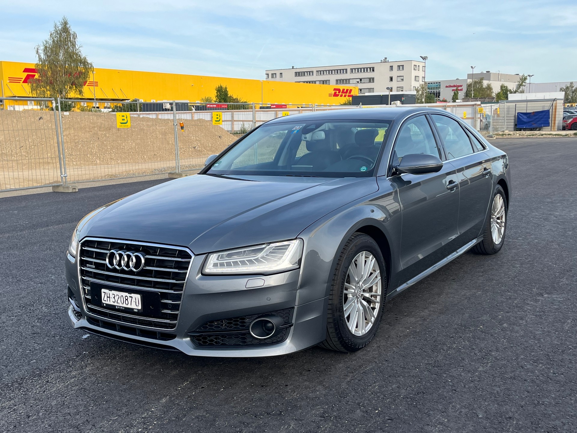 AUDI A8 3.0 TDI quattro tiptronic-image-0