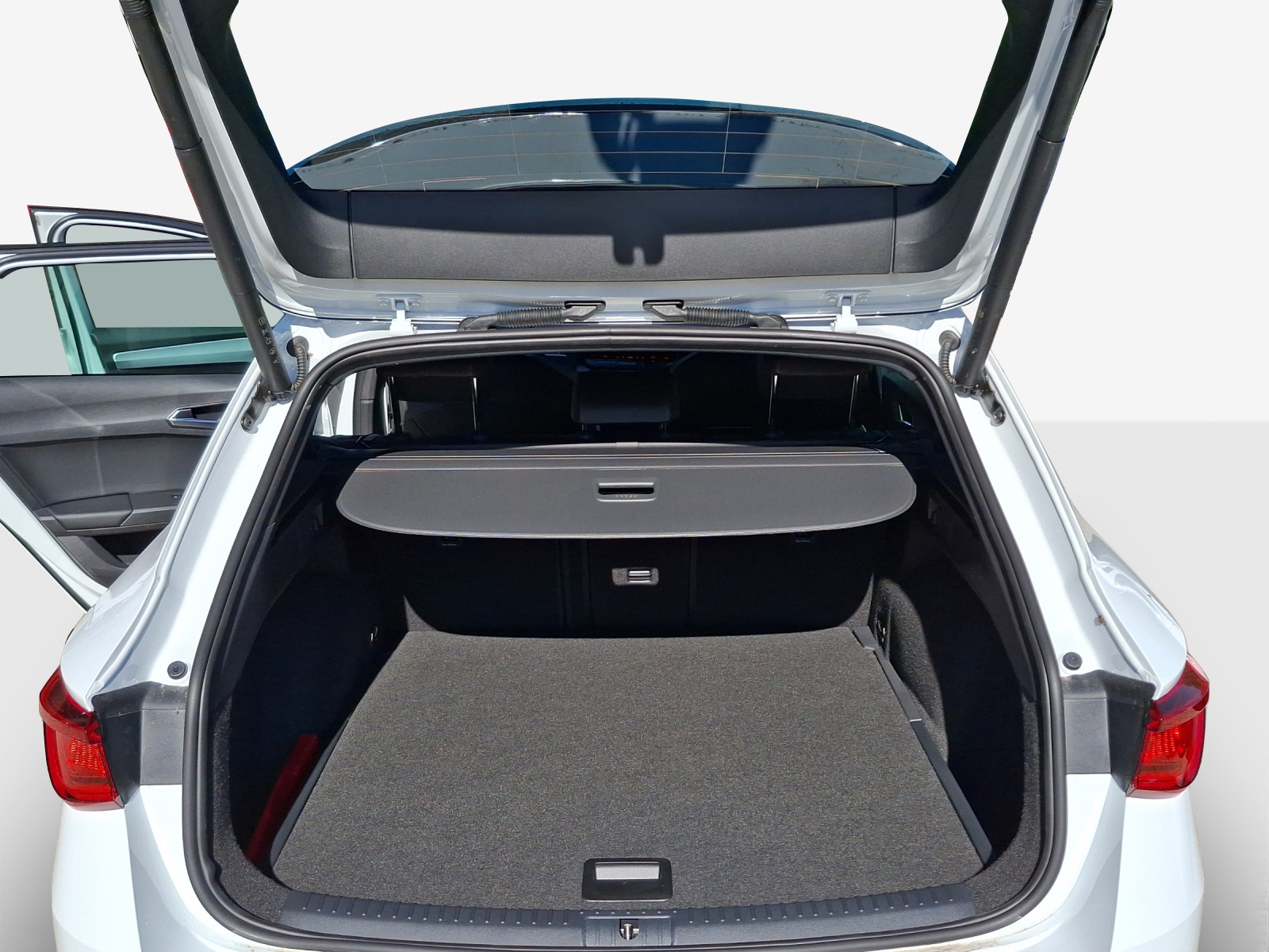 SEAT Leon ST 1.5 eTSI mHEV DSG Move FR-image-12