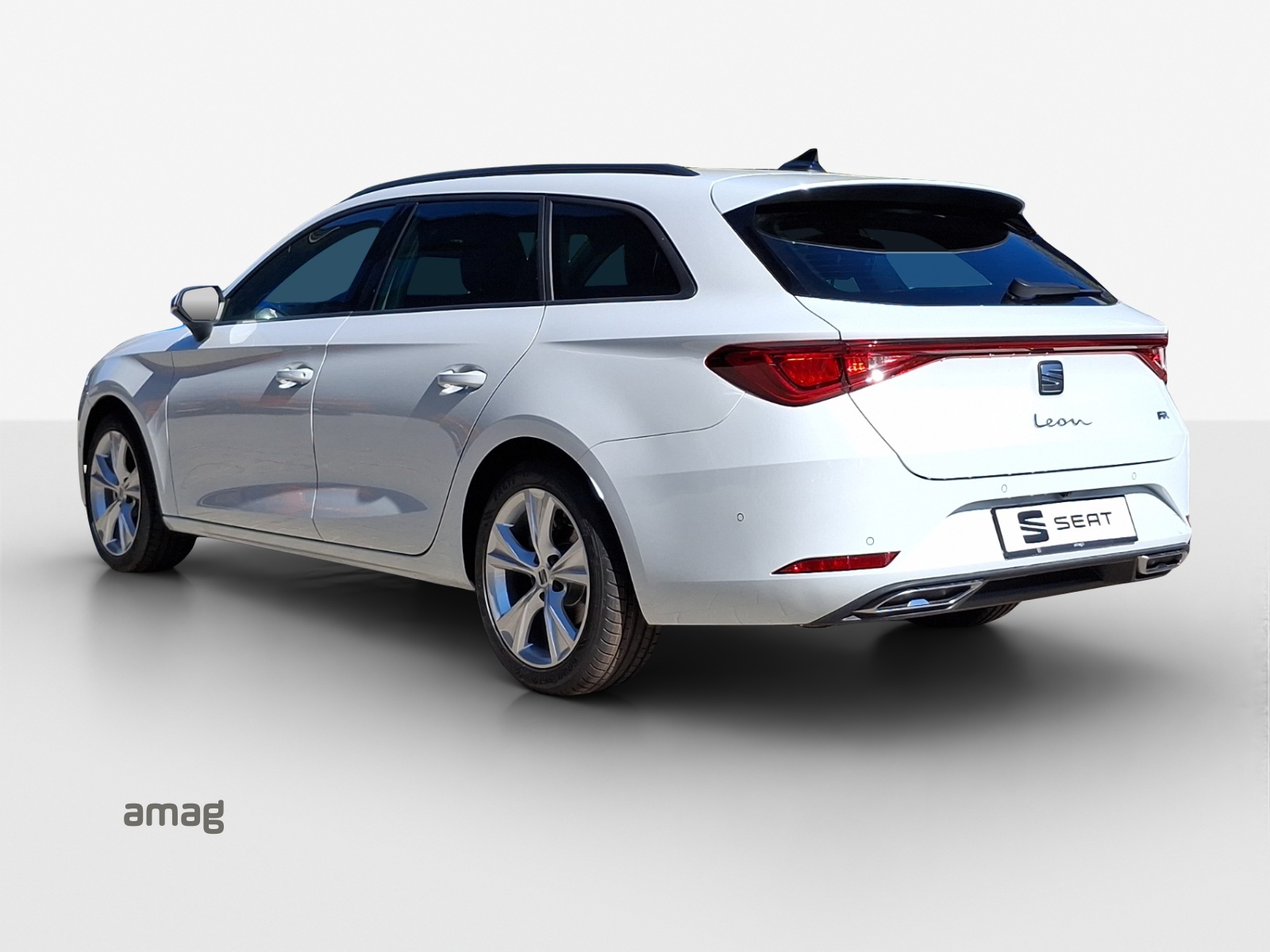 SEAT Leon ST 1.5 eTSI mHEV DSG Move FR-image-2