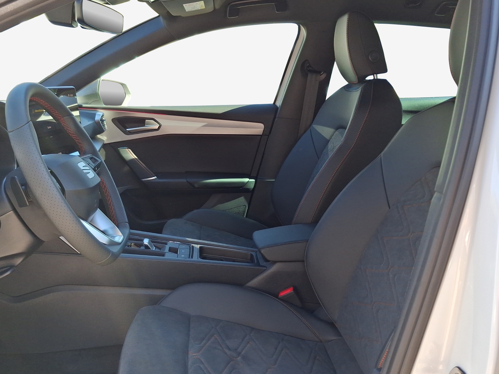 SEAT Leon ST 1.5 eTSI mHEV DSG Move FR-image-7