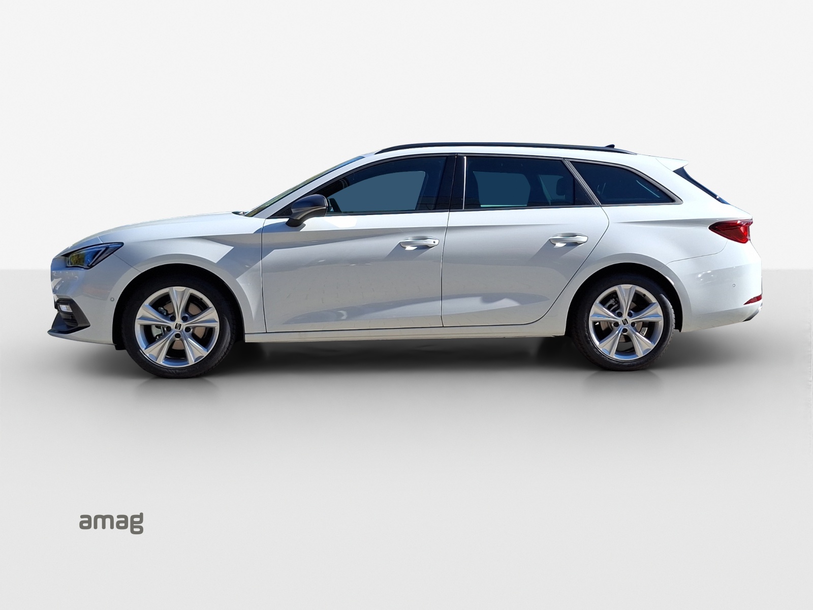 SEAT Leon ST 1.5 eTSI mHEV DSG Move FR-image-1