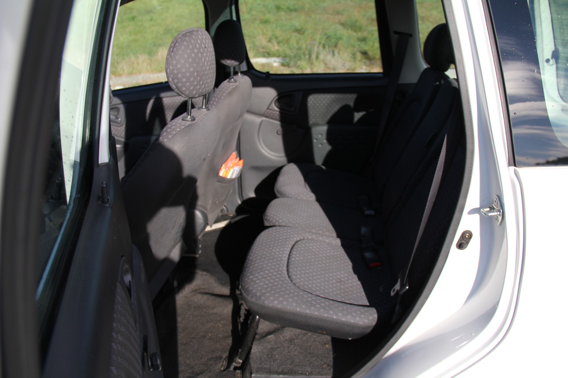 TOYOTA Yaris Verso 1.3 Linea Sol-image-7