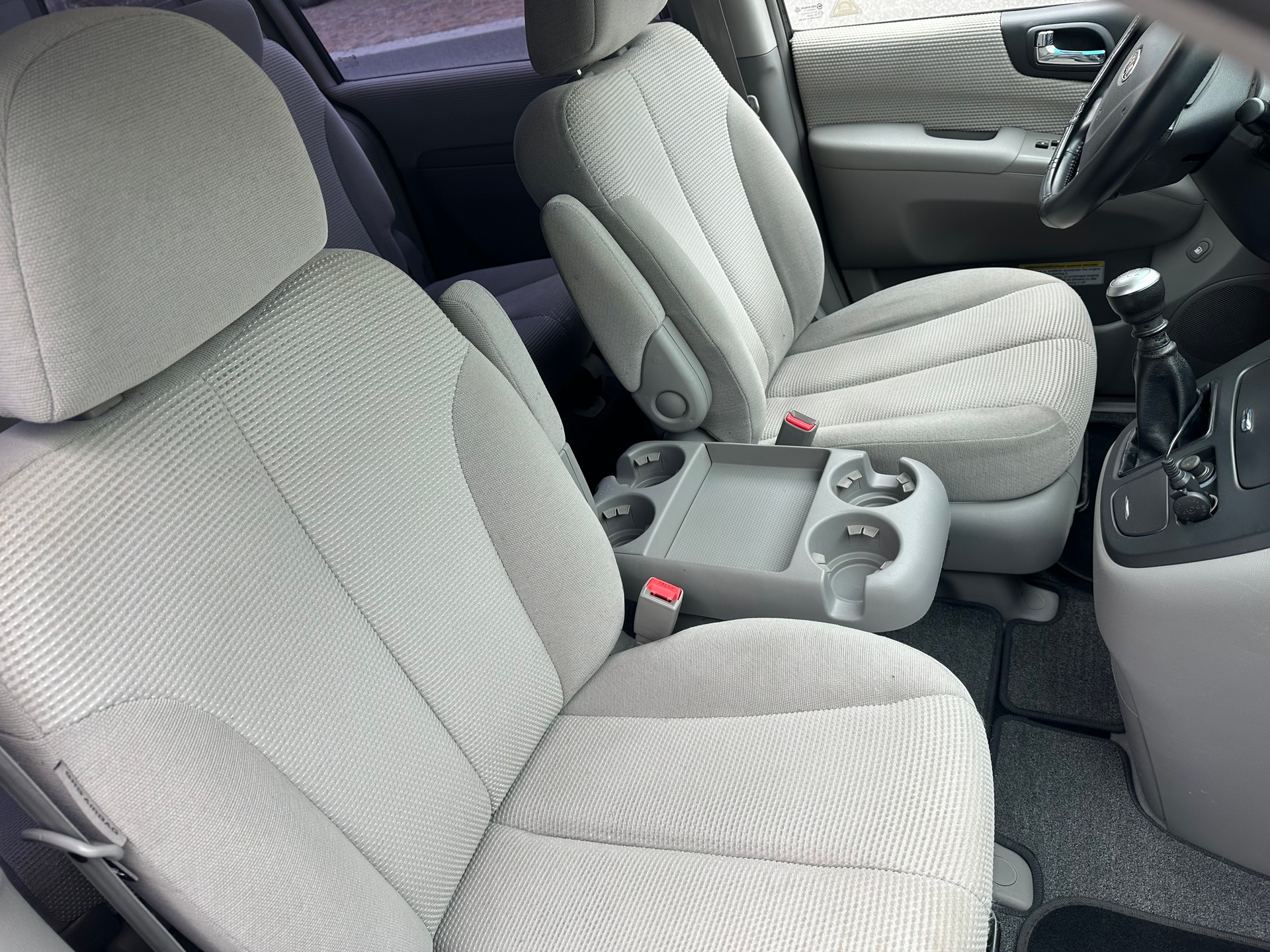 KIA Carnival 2.9 CRDi Style-image-5