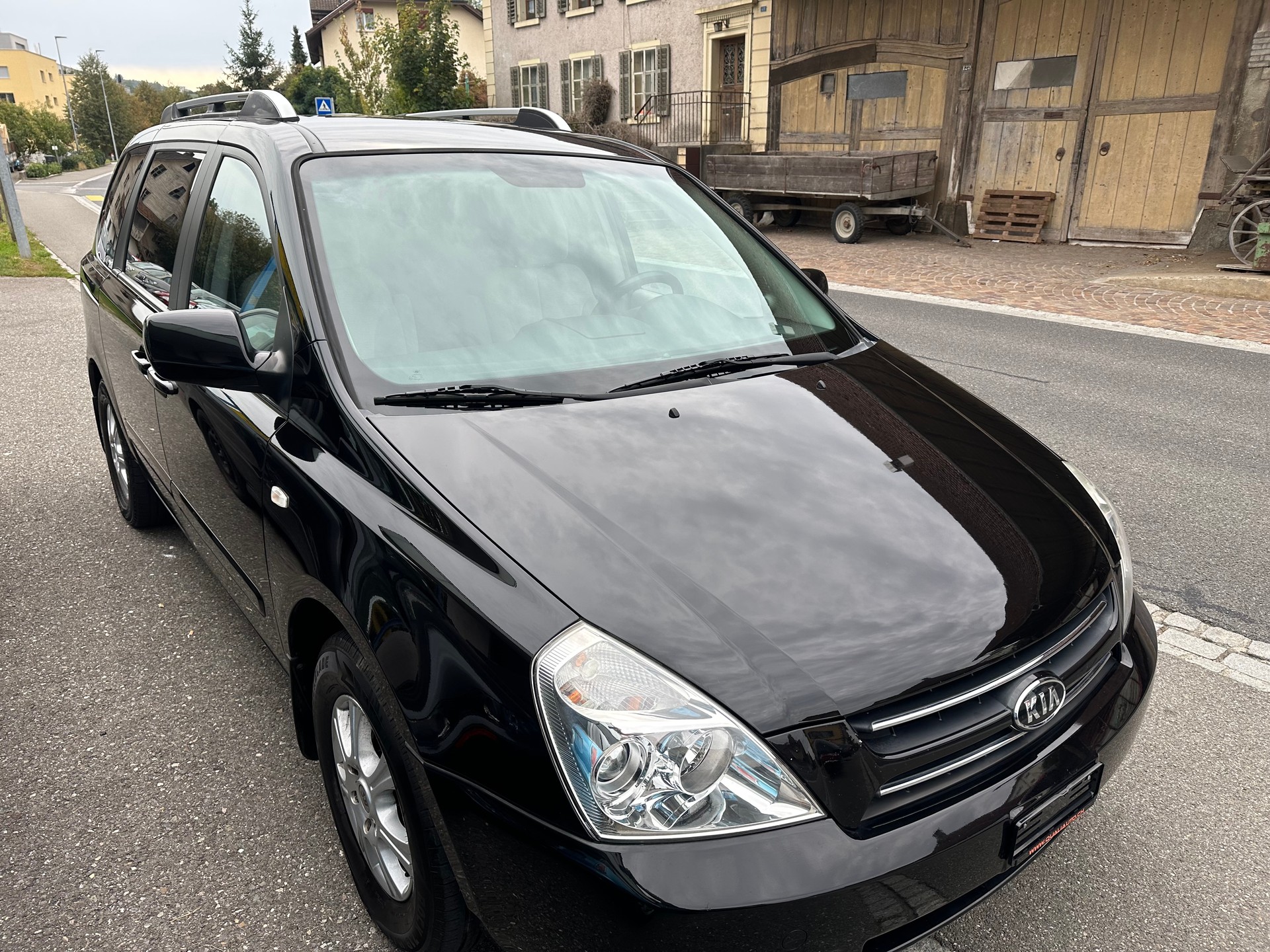 KIA Carnival 2.9 CRDi Style-image-2