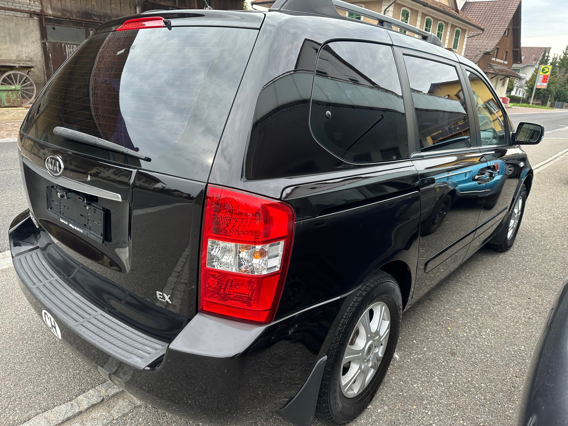KIA Carnival 2.9 CRDi Style-image-4