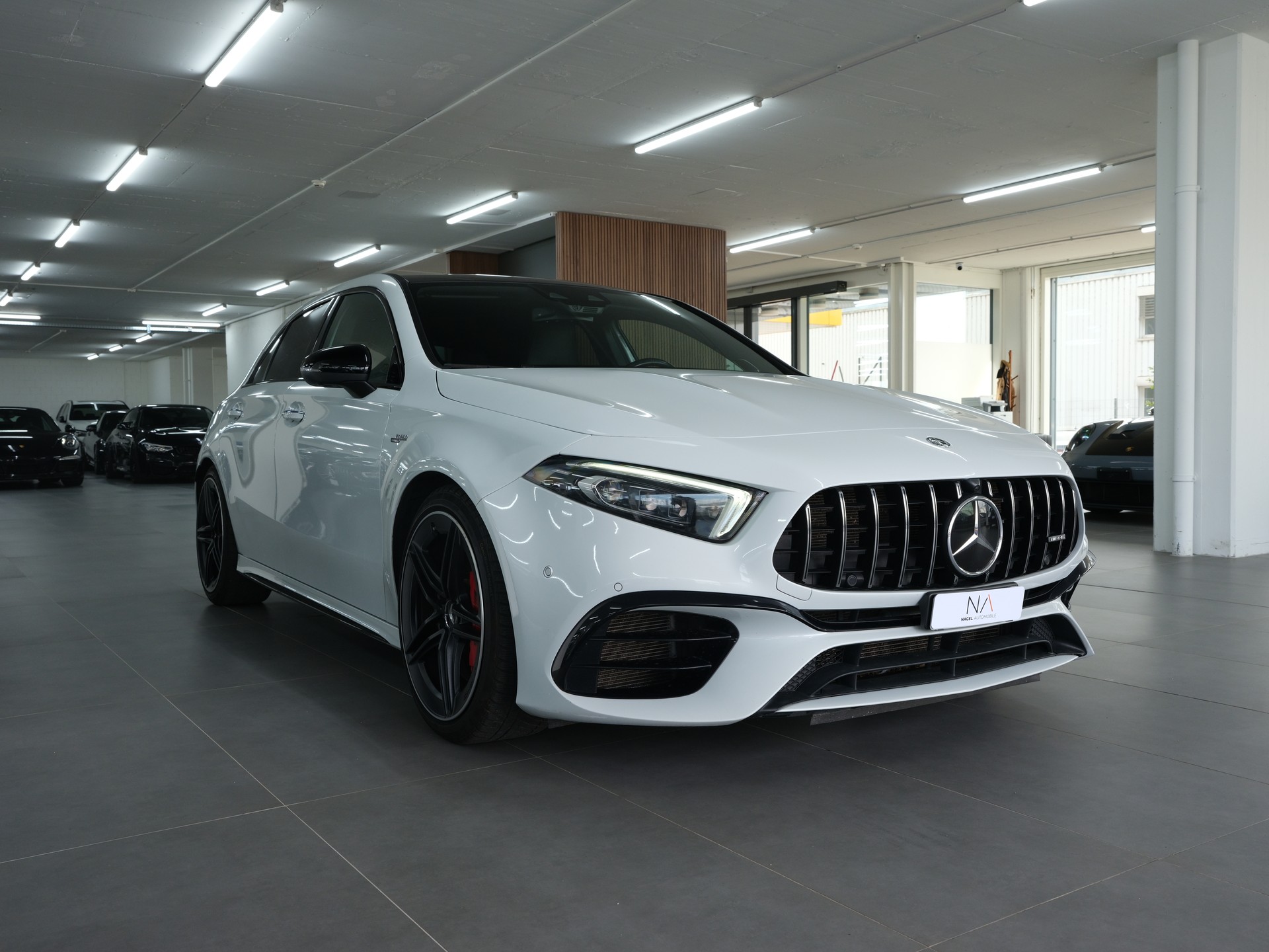 MERCEDES-BENZ A 45 S AMG 4Matic+ Edition 1 Speedshift *AMG Performance* *360 Kamera* *Panorama*-image-2