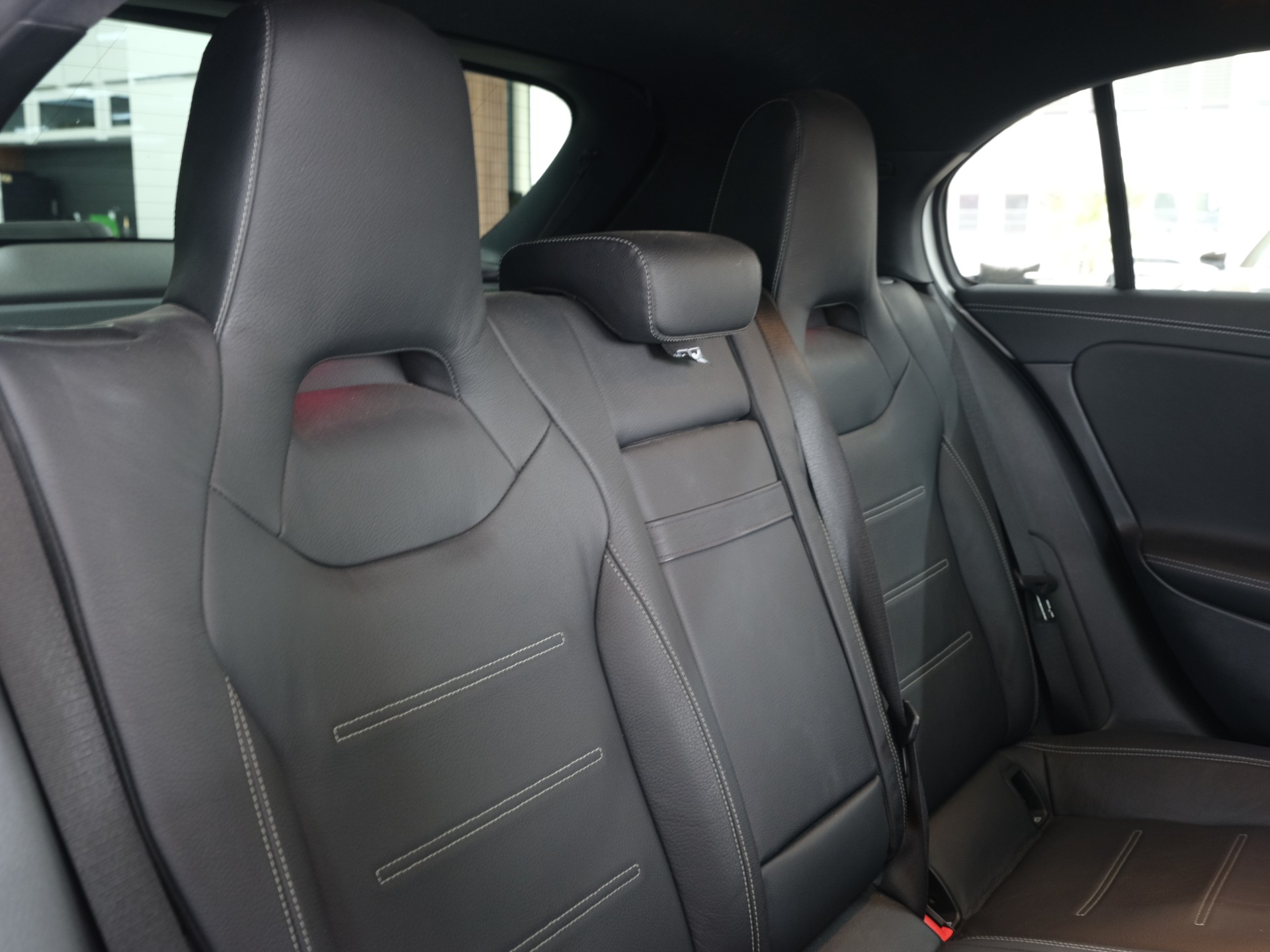 MERCEDES-BENZ A 45 S AMG 4Matic+ Edition 1 Speedshift *AMG Performance* *360 Kamera* *Panorama*-image-29