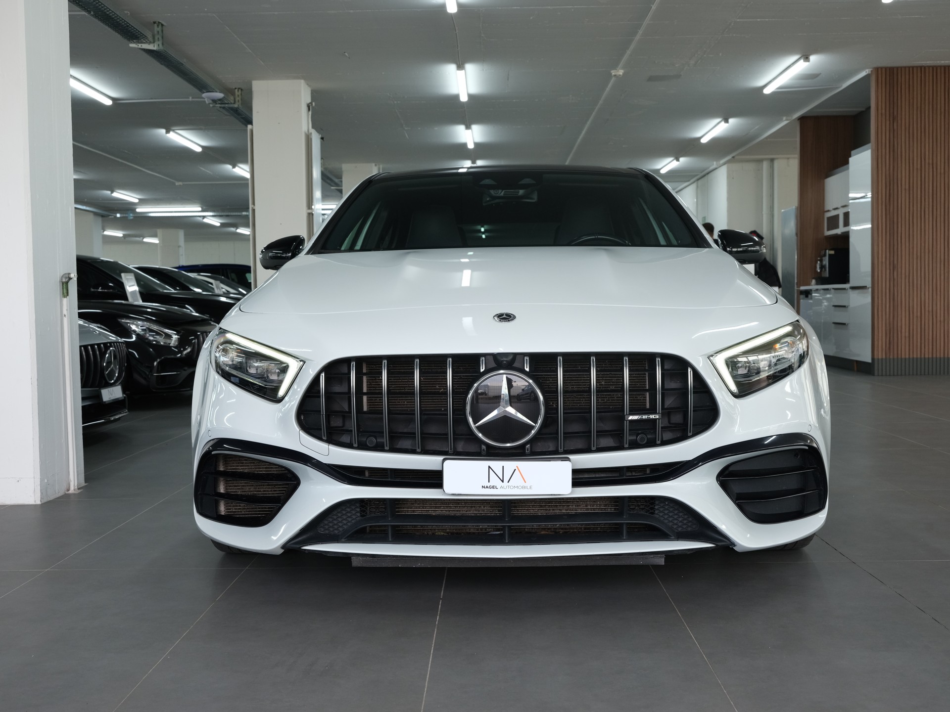 MERCEDES-BENZ A 45 S AMG 4Matic+ Edition 1 Speedshift *AMG Performance* *360 Kamera* *Panorama*-image-12