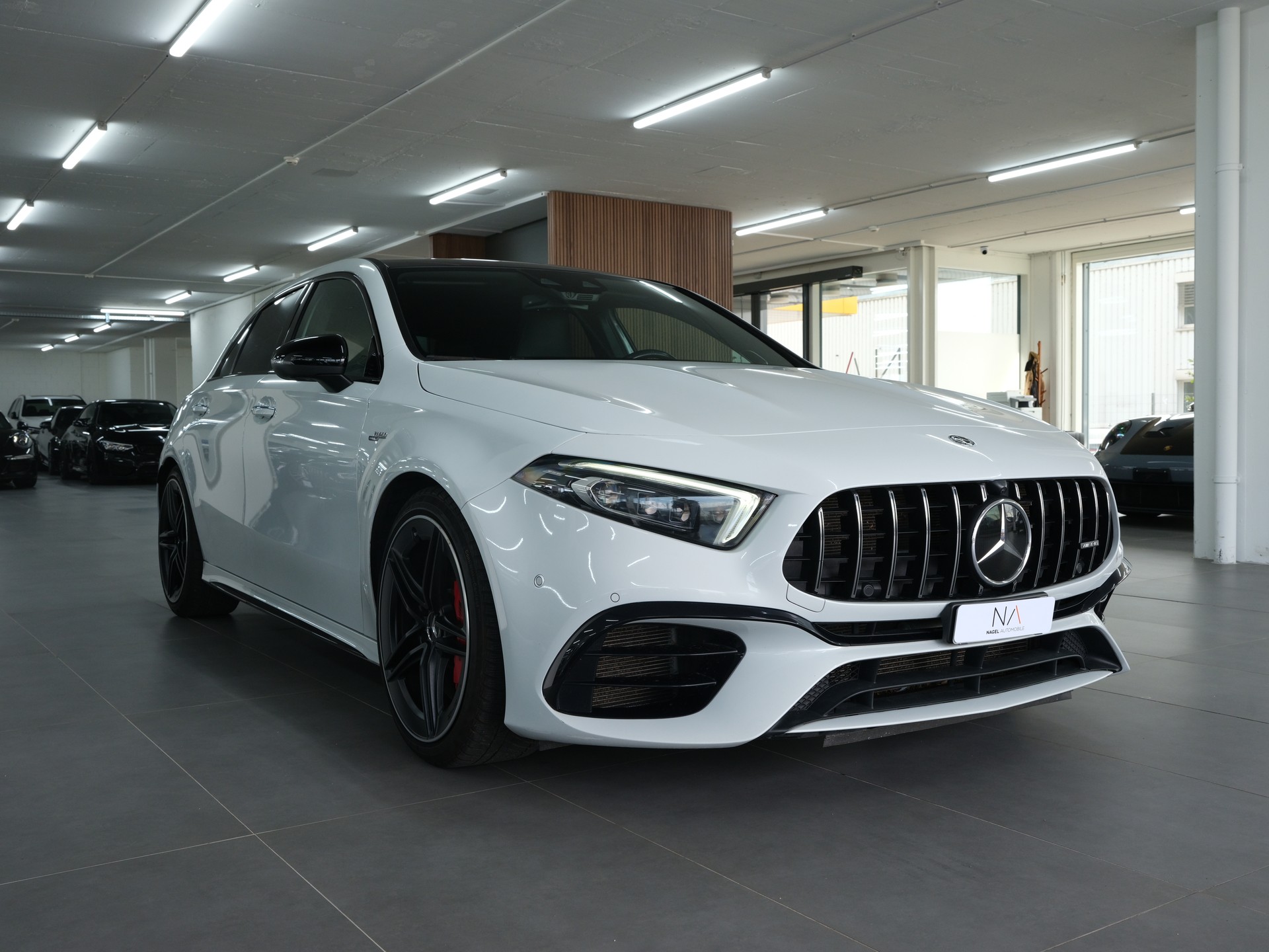 MERCEDES-BENZ A 45 S AMG 4Matic+ Edition 1 Speedshift *AMG Performance* *360 Kamera* *Panorama*-image-1