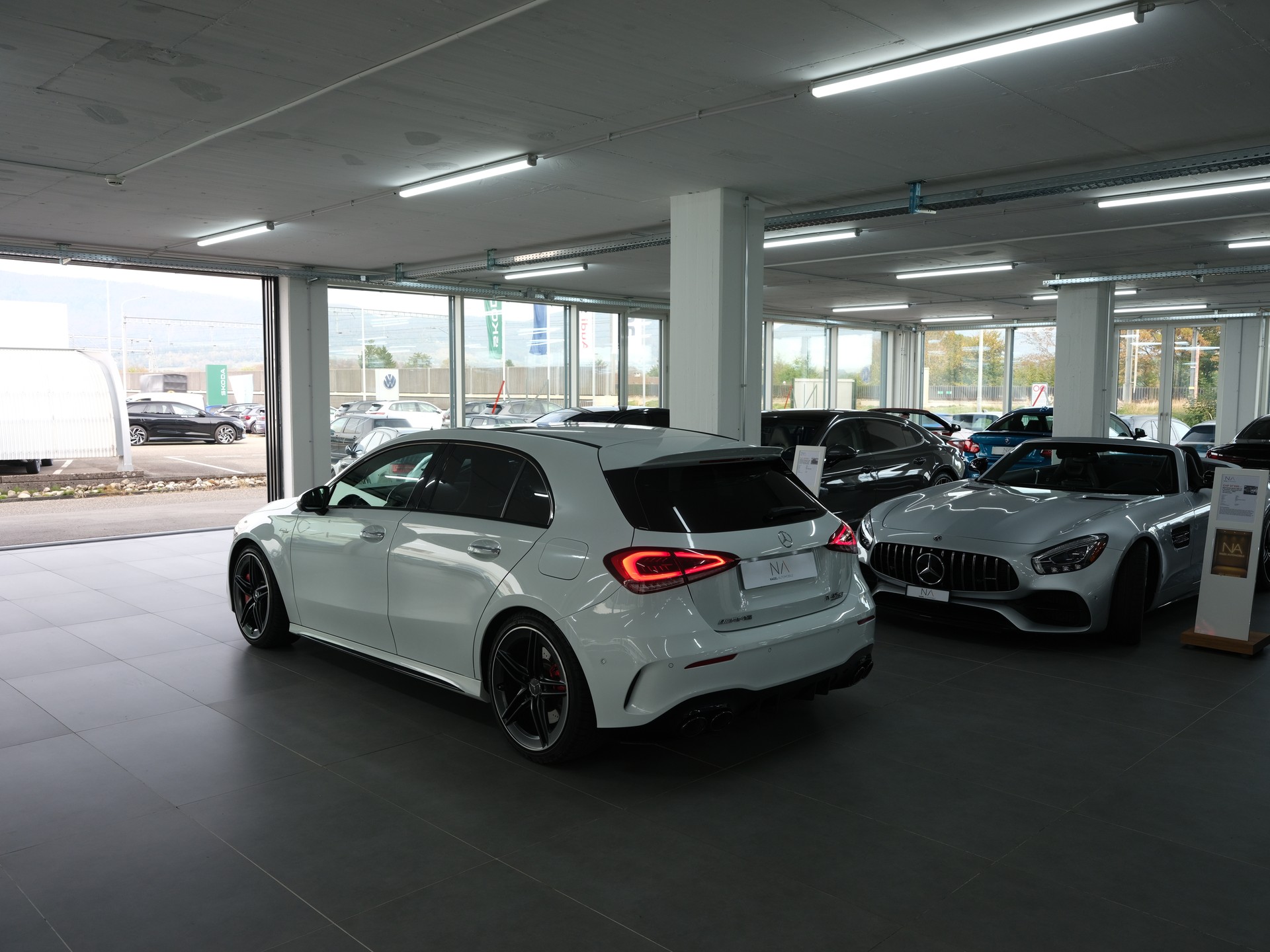 MERCEDES-BENZ A 45 S AMG 4Matic+ Edition 1 Speedshift *AMG Performance* *360 Kamera* *Panorama*-image-20