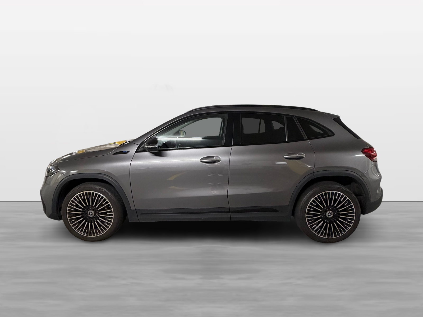 MERCEDES-BENZ EQA 350 AMG Line 4Matic-image-7