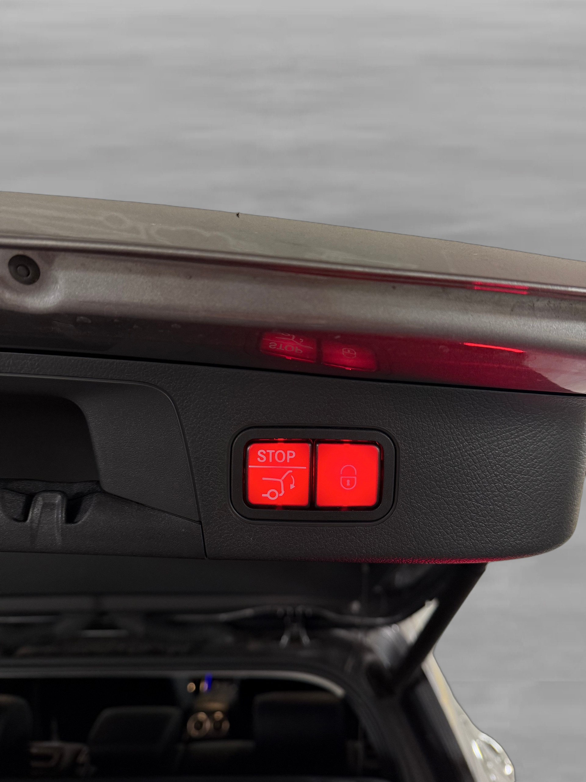 MERCEDES-BENZ EQA 350 AMG Line 4Matic-image-19
