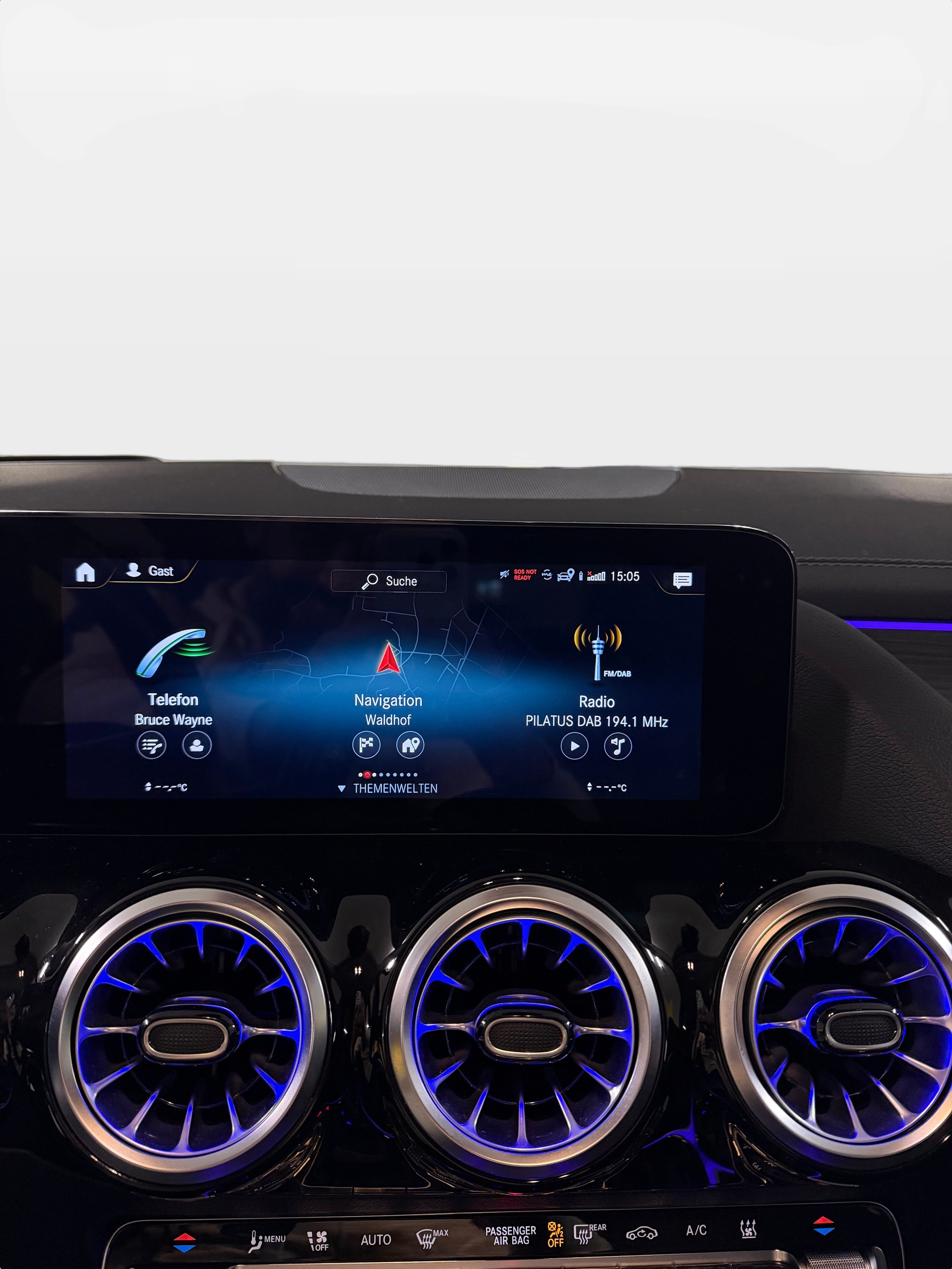MERCEDES-BENZ EQA 350 AMG Line 4Matic-image-13