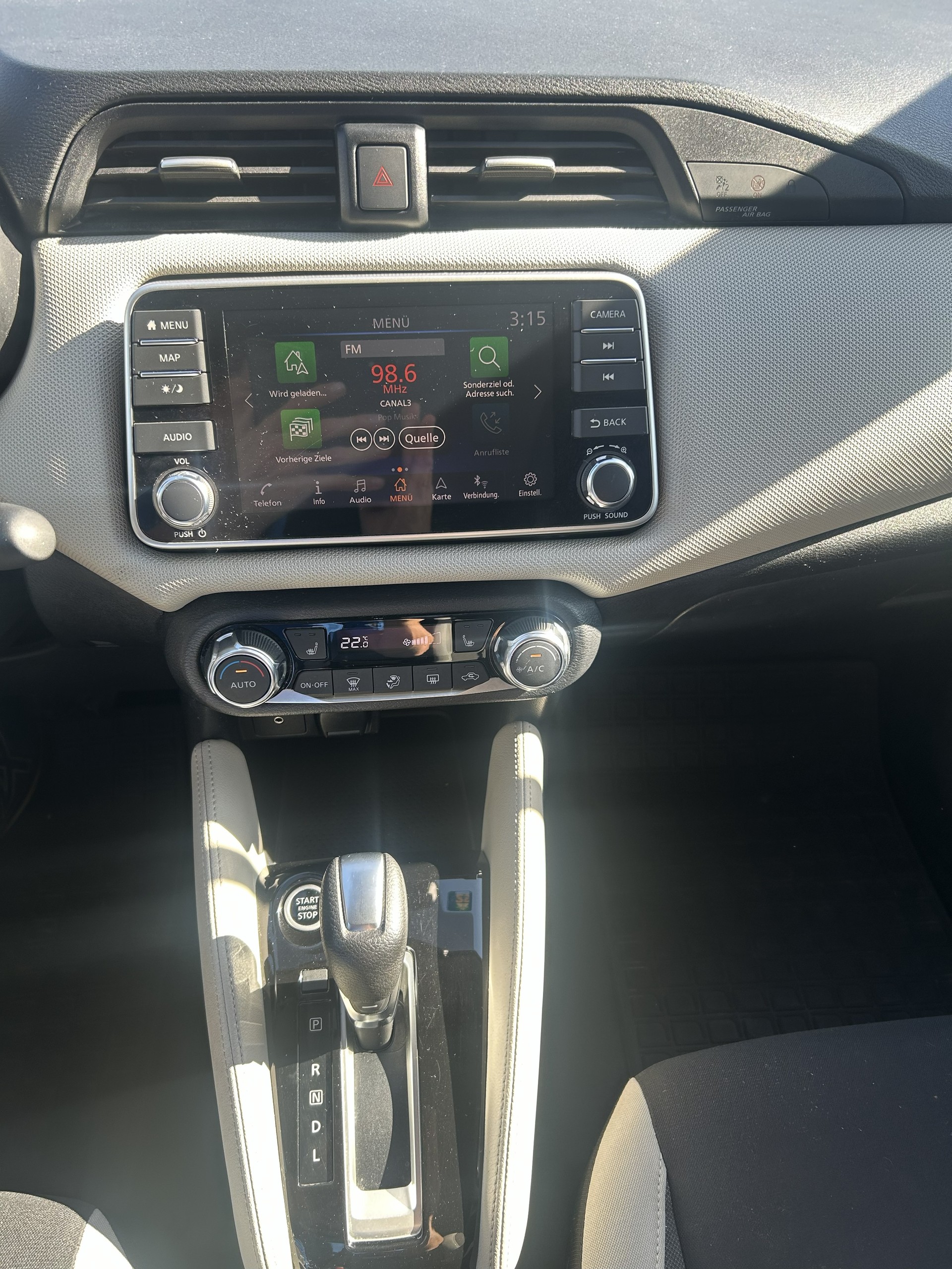 NISSAN Micra IG-T 100 n-connecta Xtronic-image-8