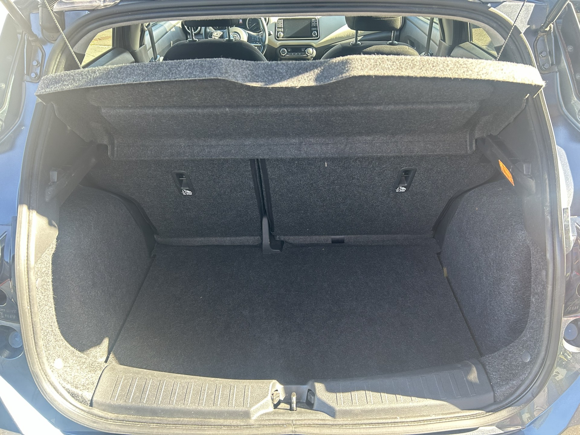 NISSAN Micra IG-T 100 n-connecta Xtronic-image-6