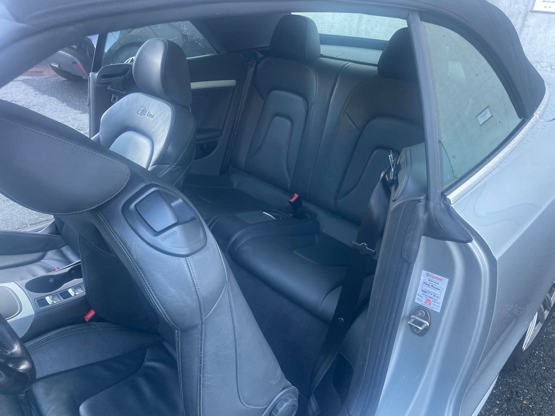 AUDI A5 Cabriolet 2.0 TFSI Tronic S line-image-11