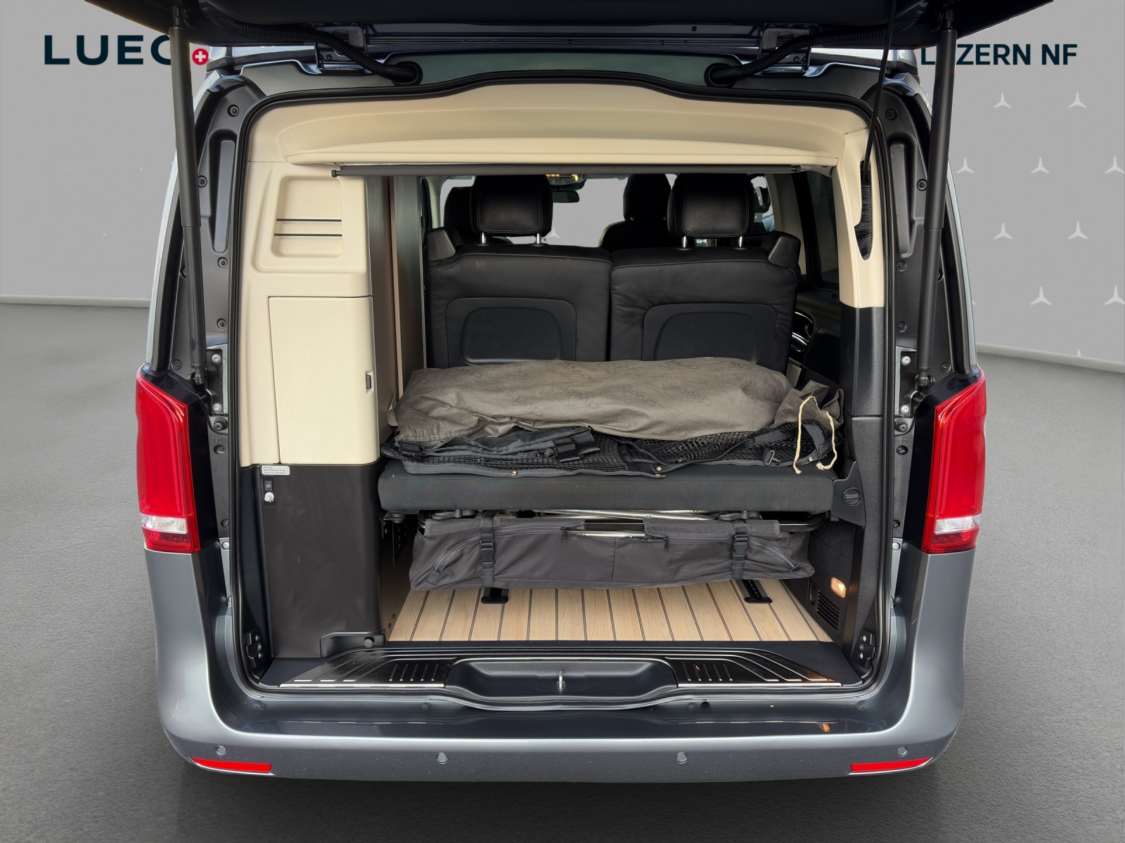 MERCEDES-BENZ Marco Polo 300 d 4M Automat-image-14