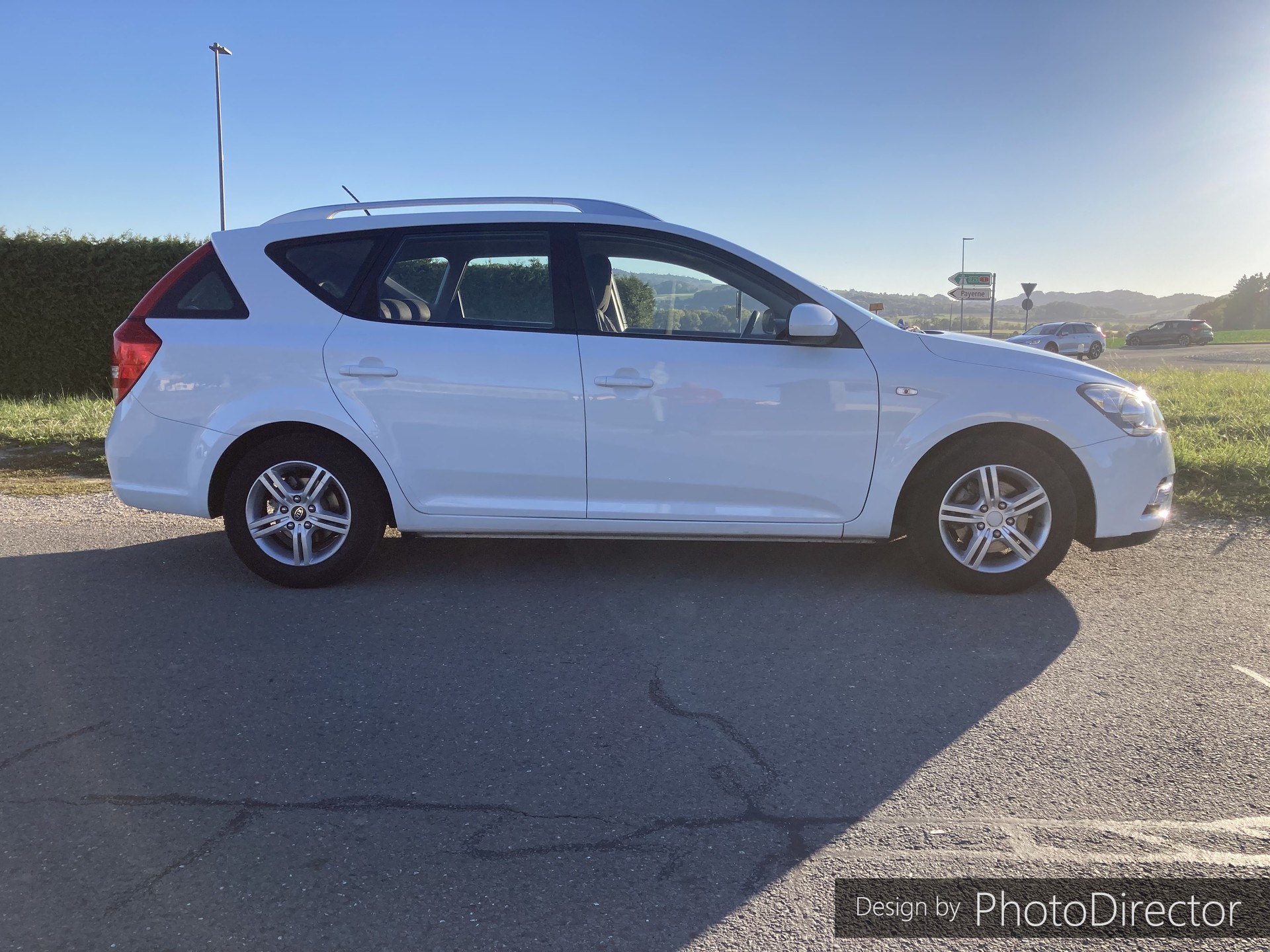 KIA Cee'd Sporty Wagon 1.4 16V Basic-image-15