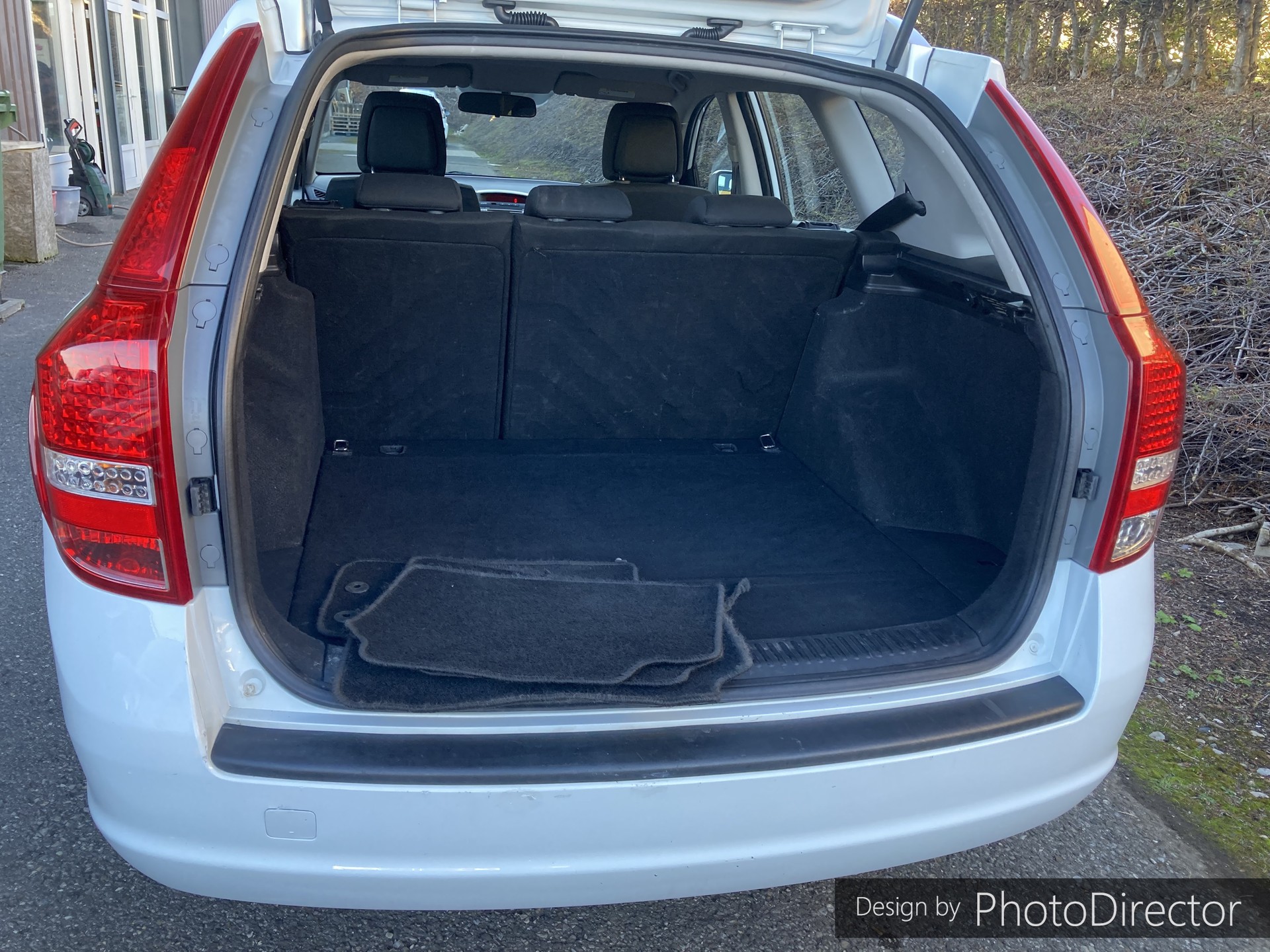 KIA Cee'd Sporty Wagon 1.4 16V Basic-image-10