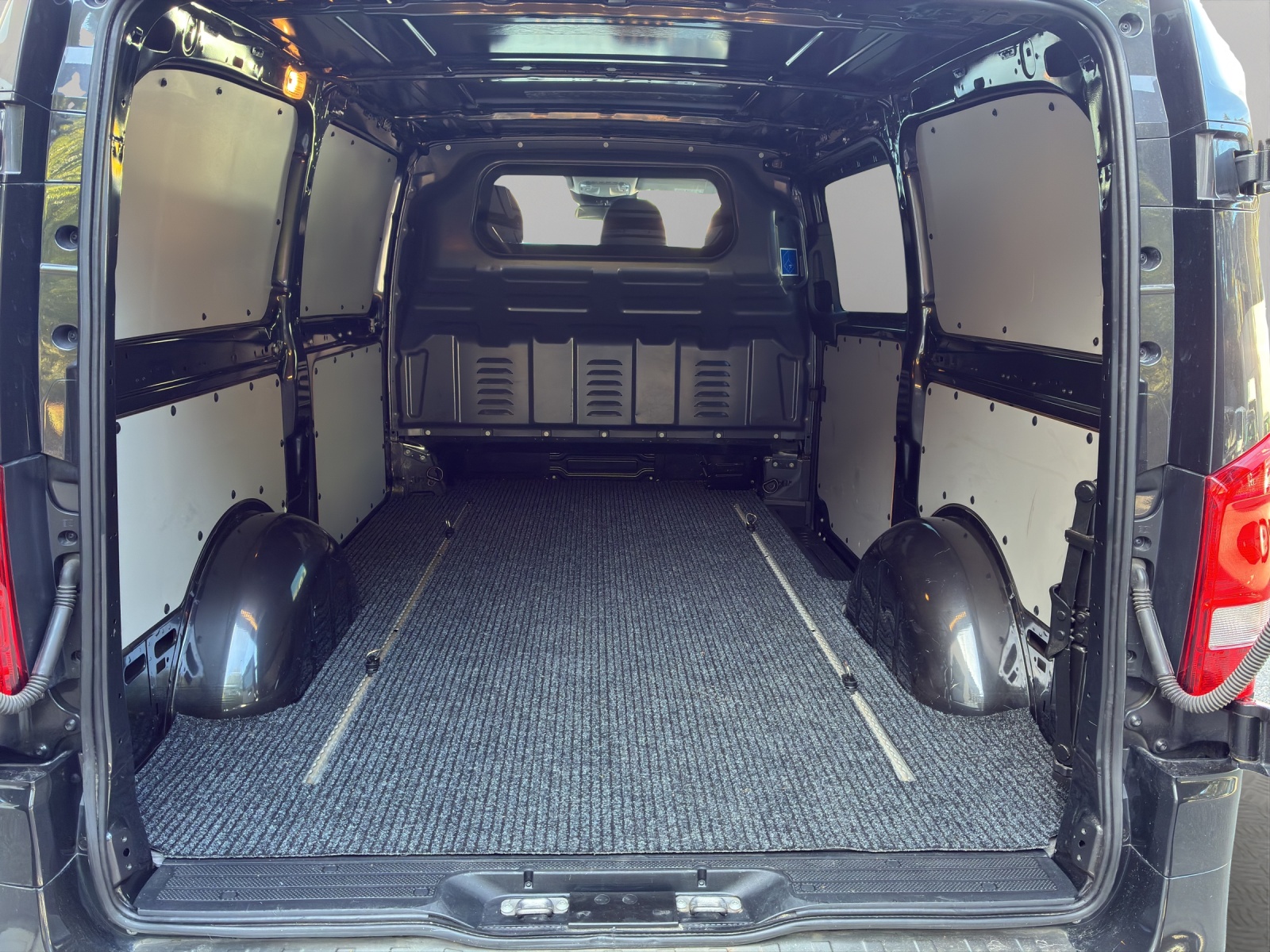 MERCEDES-BENZ Vito 119 CDI Lang 9G-Tronic Base-image-14