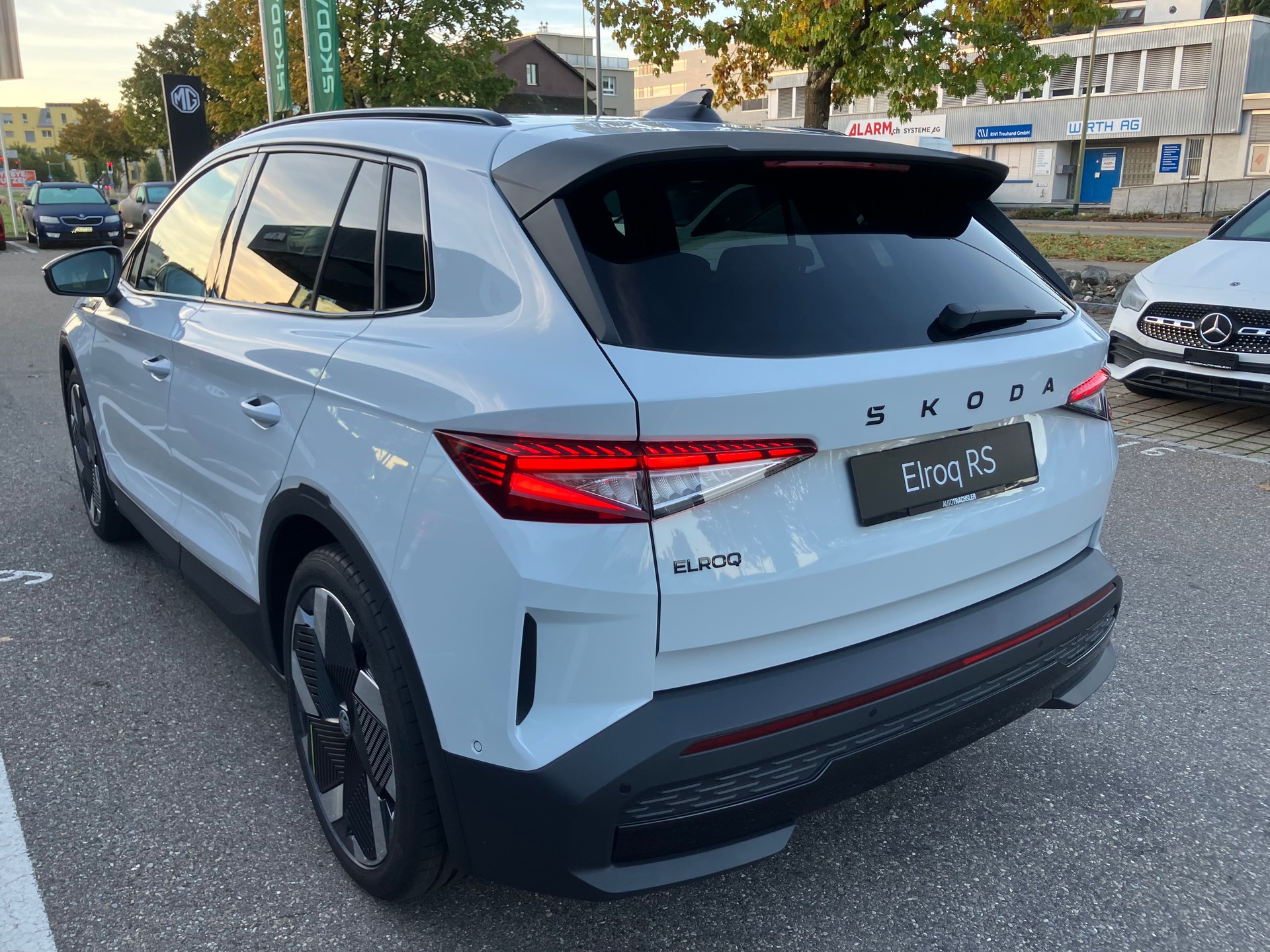 SKODA Elroq RS 4x4-image-3