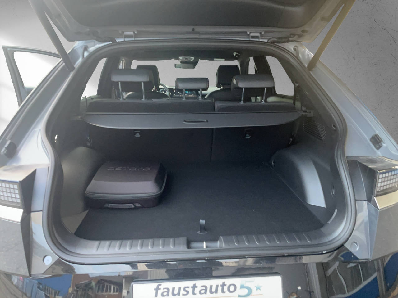 HYUNDAI Ioniq 5 84 kWh N-Line 4WD MY26-image-14