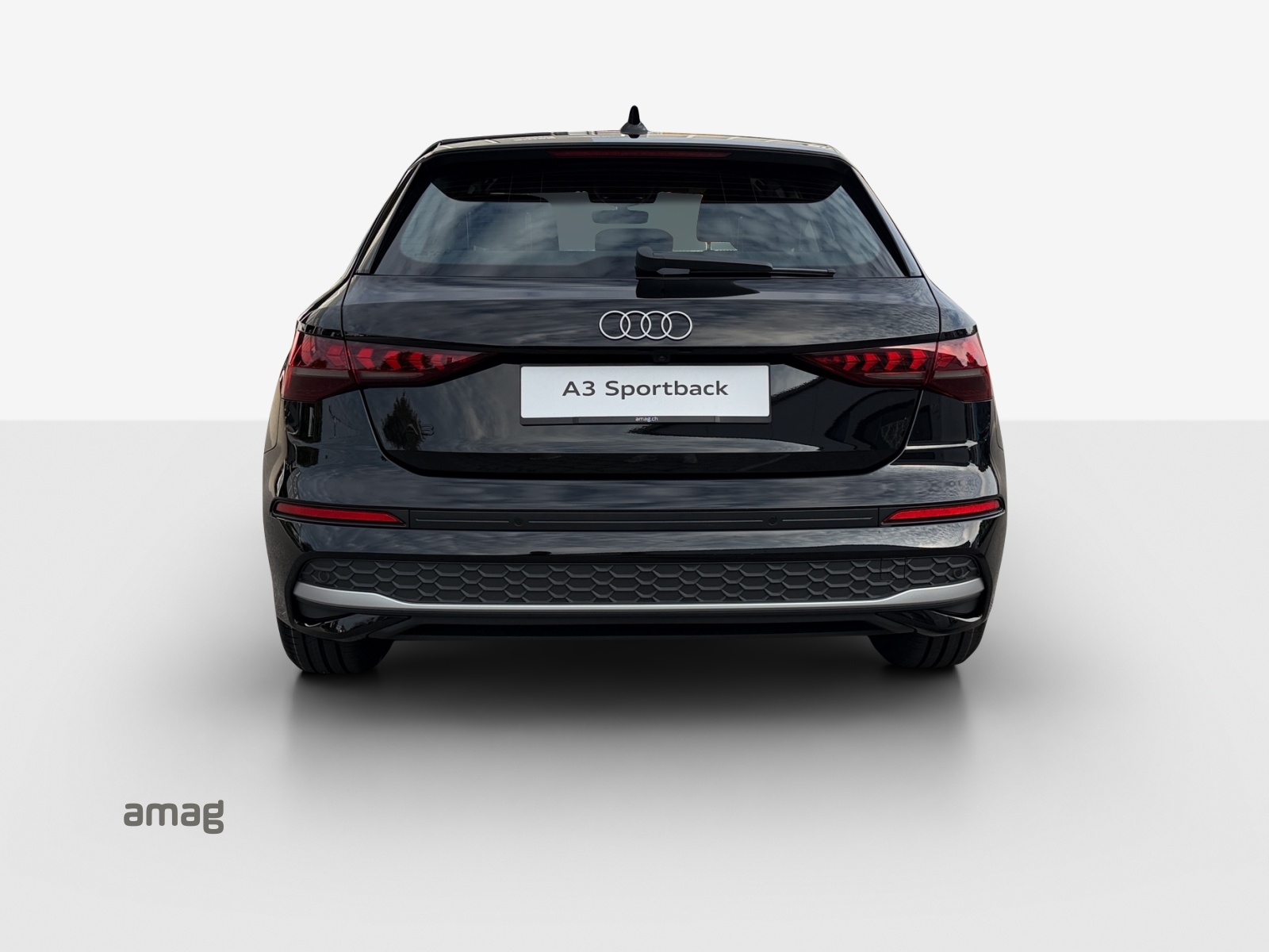 AUDI A3 Sportback TFSI 85 kW Ambition S-tronic-image-3