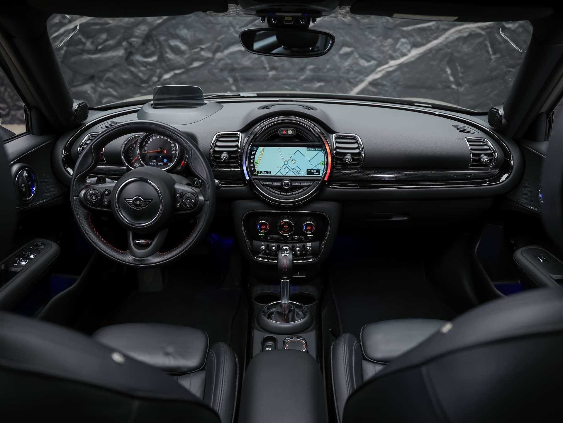 MINI Clubman Cooper S ALL4 Steptronic *CH Fahrzeug*Head Up*Panorama*-image-19