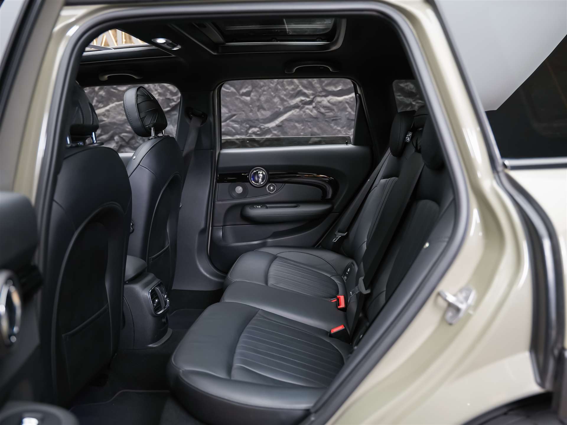 MINI Clubman Cooper S ALL4 Steptronic *CH Fahrzeug*Head Up*Panorama*-image-13