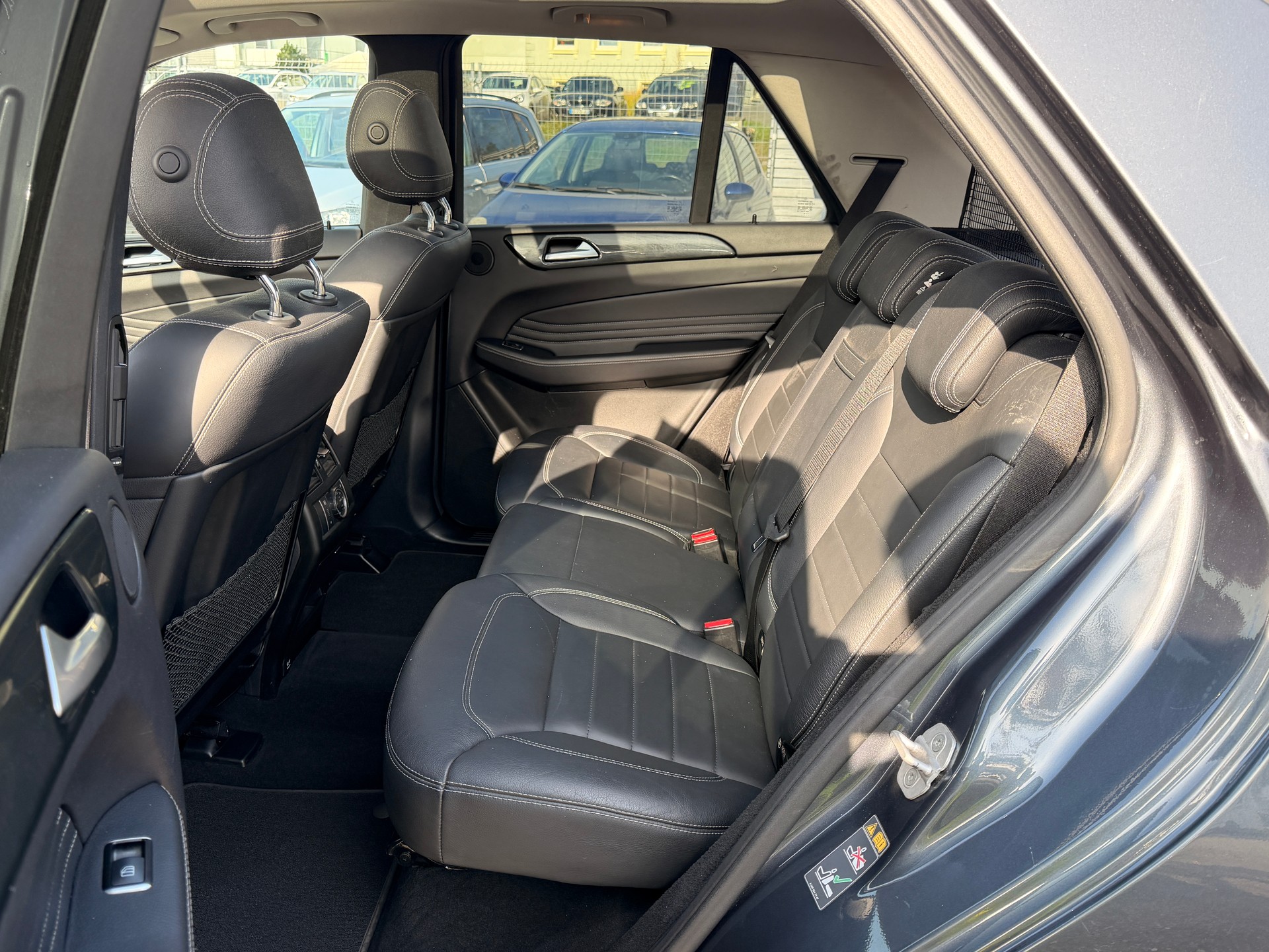 MERCEDES-BENZ ML 350 BlueTEC Executive 4Matic 7G-Tronic-image-9