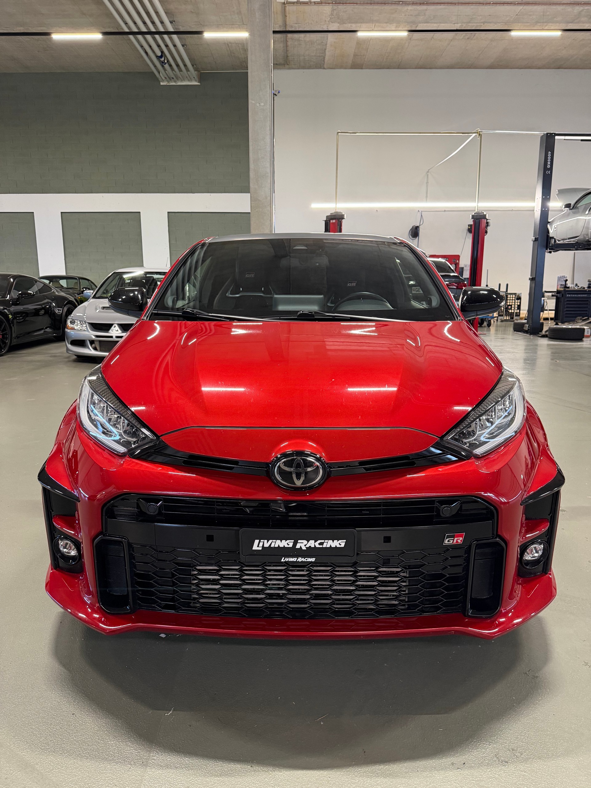 TOYOTA Yaris 1.6 GR Sport-image-4