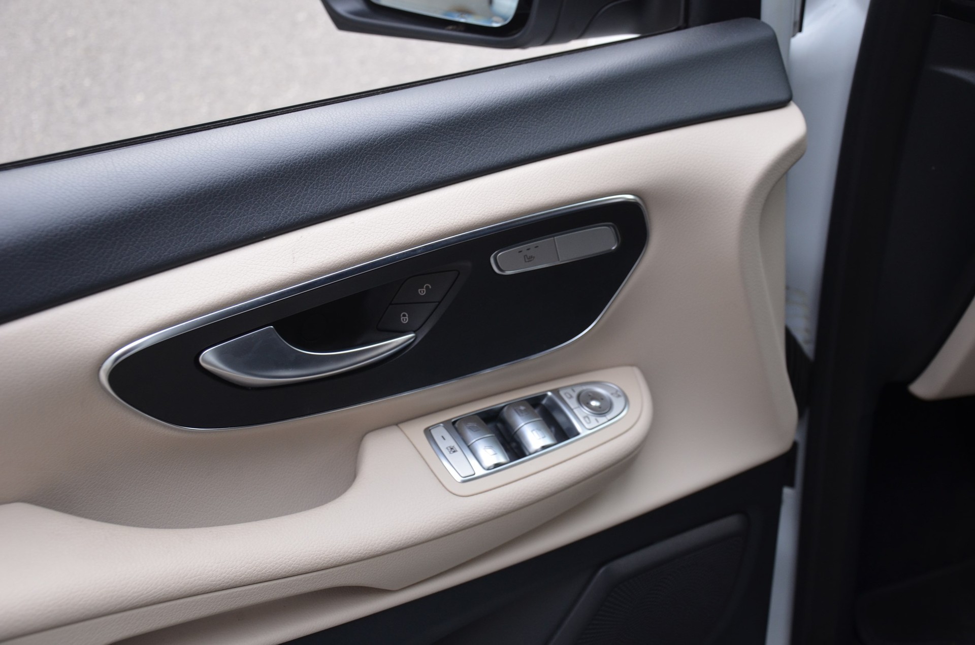 MERCEDES-BENZ Marco Polo 250 d 7G-Tronic-image-11