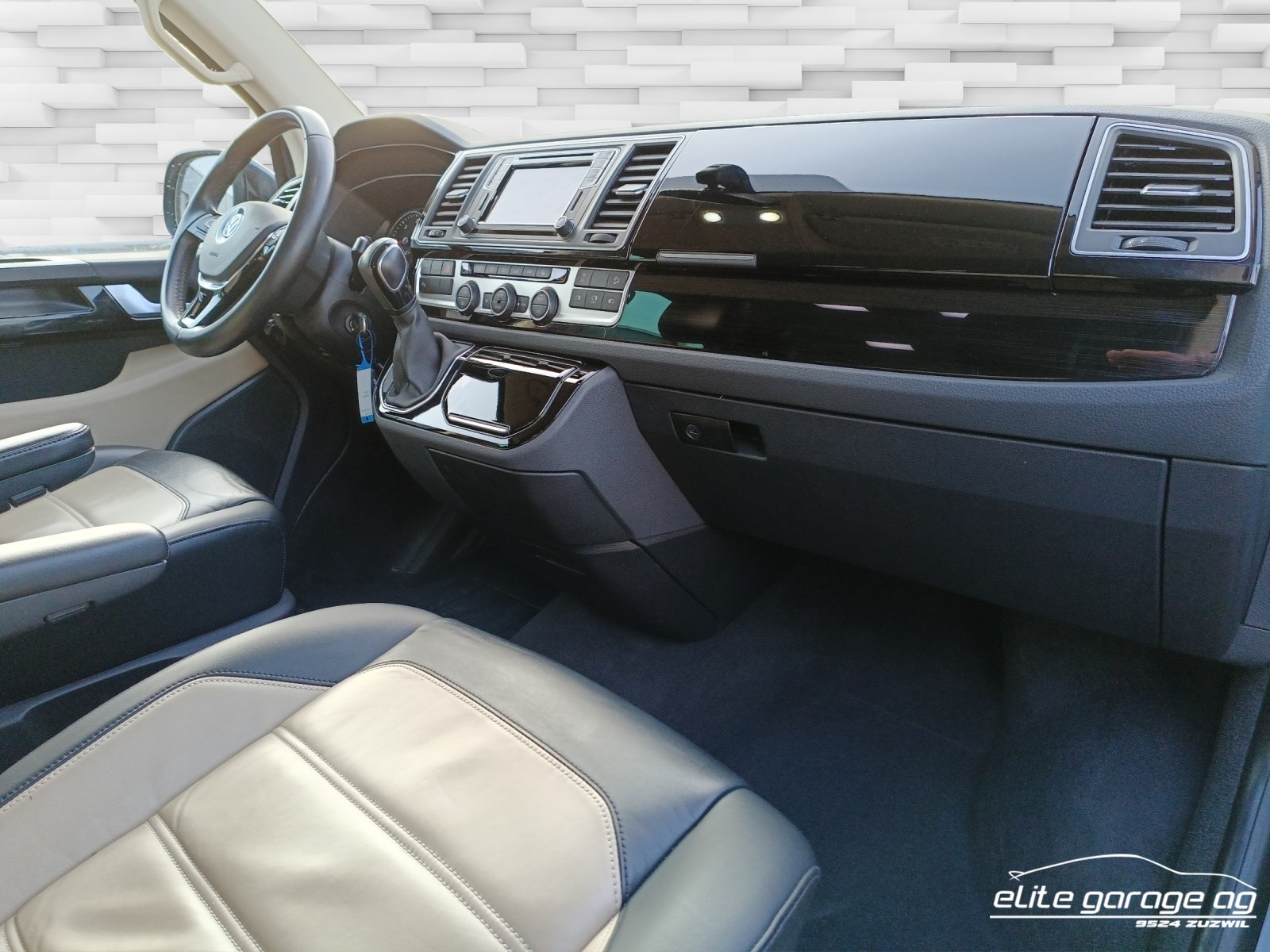 VW T6 Multivan 2.0 Bi-TDI Highline 4Motion DSG-image-11