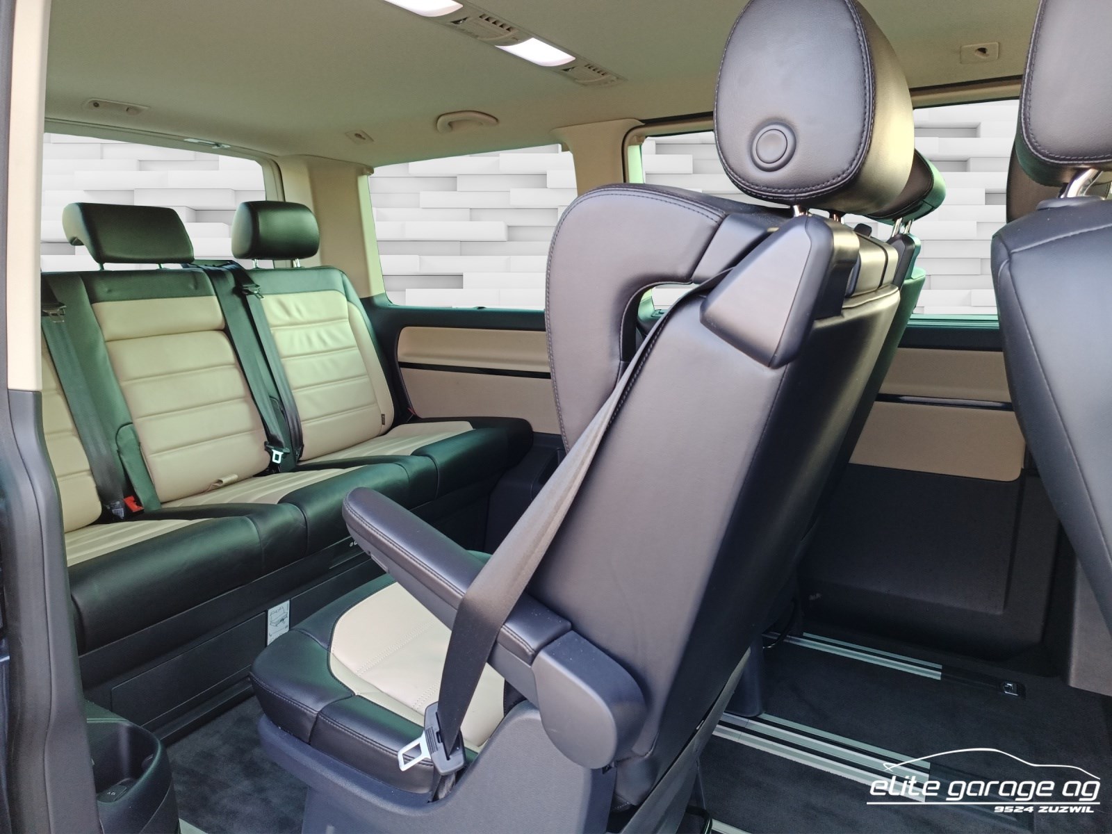 VW T6 Multivan 2.0 Bi-TDI Highline 4Motion DSG-image-13