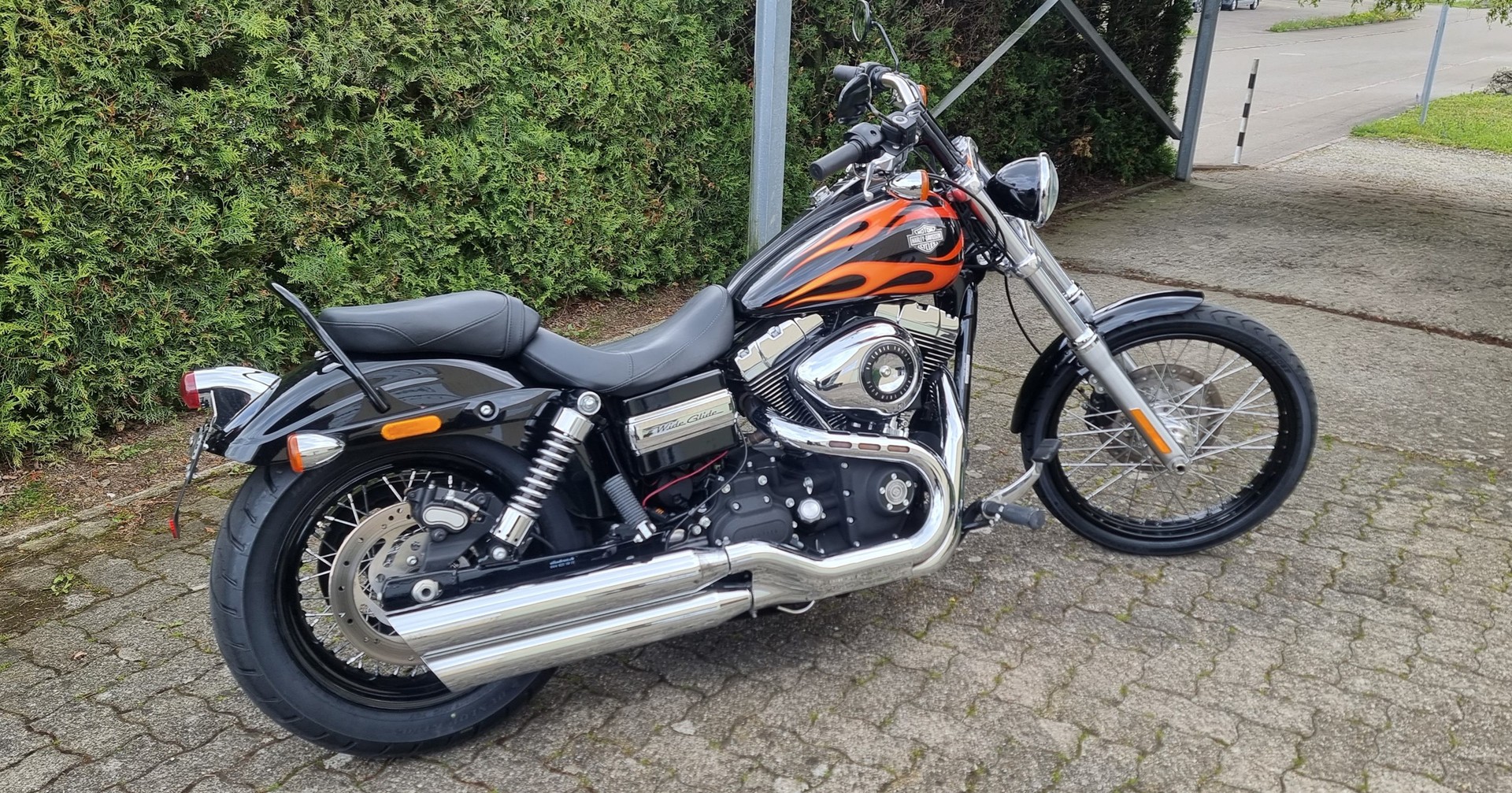 HARLEY-DAVIDSON FXDWGI Dyna Wide Glide-image-1