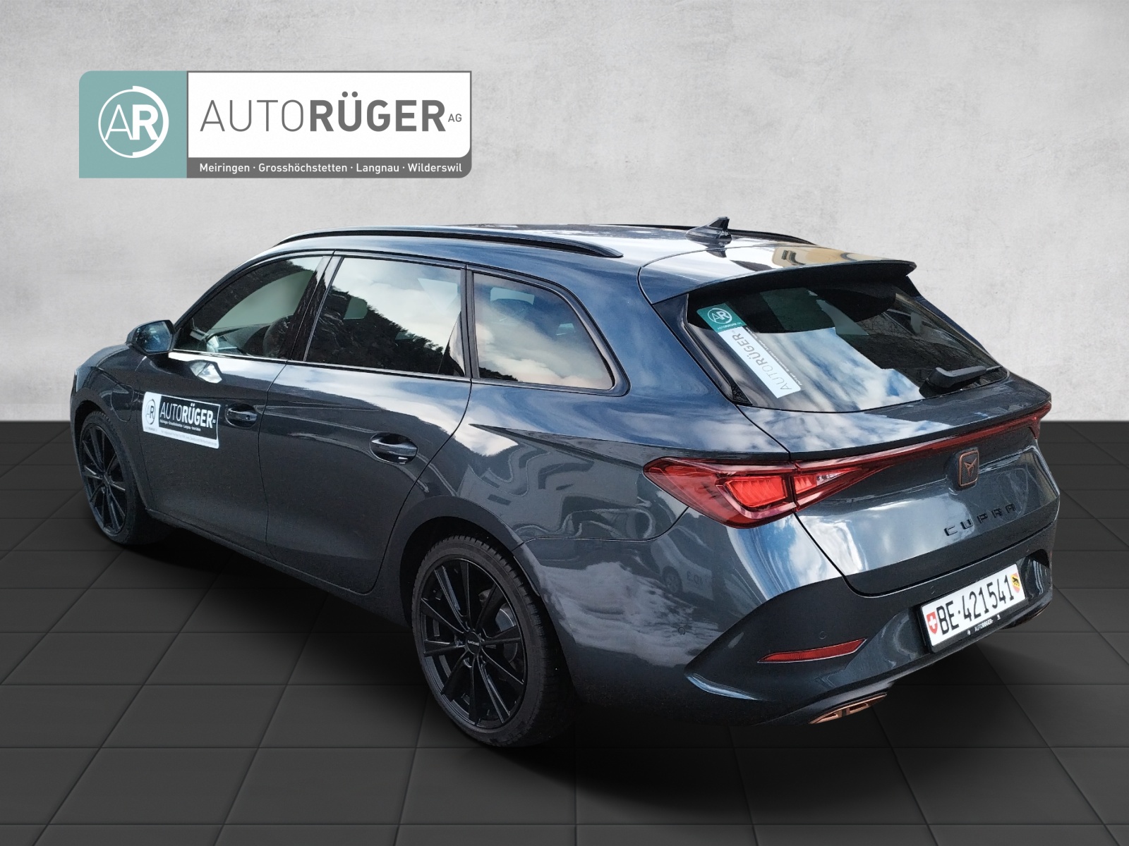 CUPRA LEON ST 1.4 e-HYBRID pHEV Inicio DSG-image-3