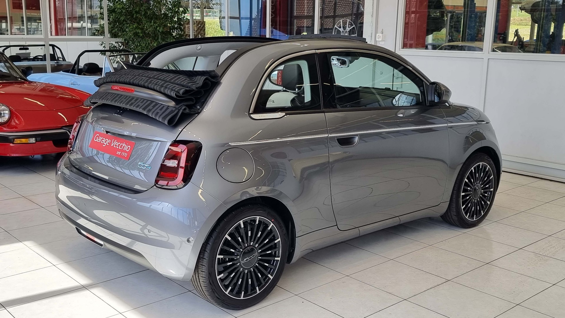 FIAT 500 Cabrio La Prima by Bocelli Top 42 KWh 118 PS-image-6