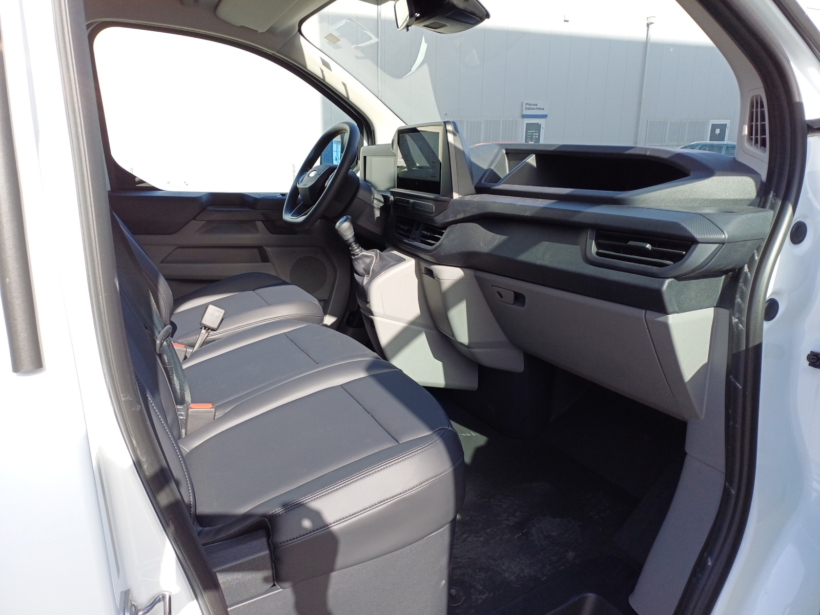 FORD Transit Custom Van 320 L1H1 Trend-image-7