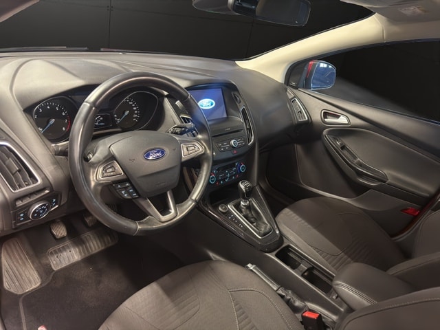 FORD Focus 1.0 SCTi Business-image-15