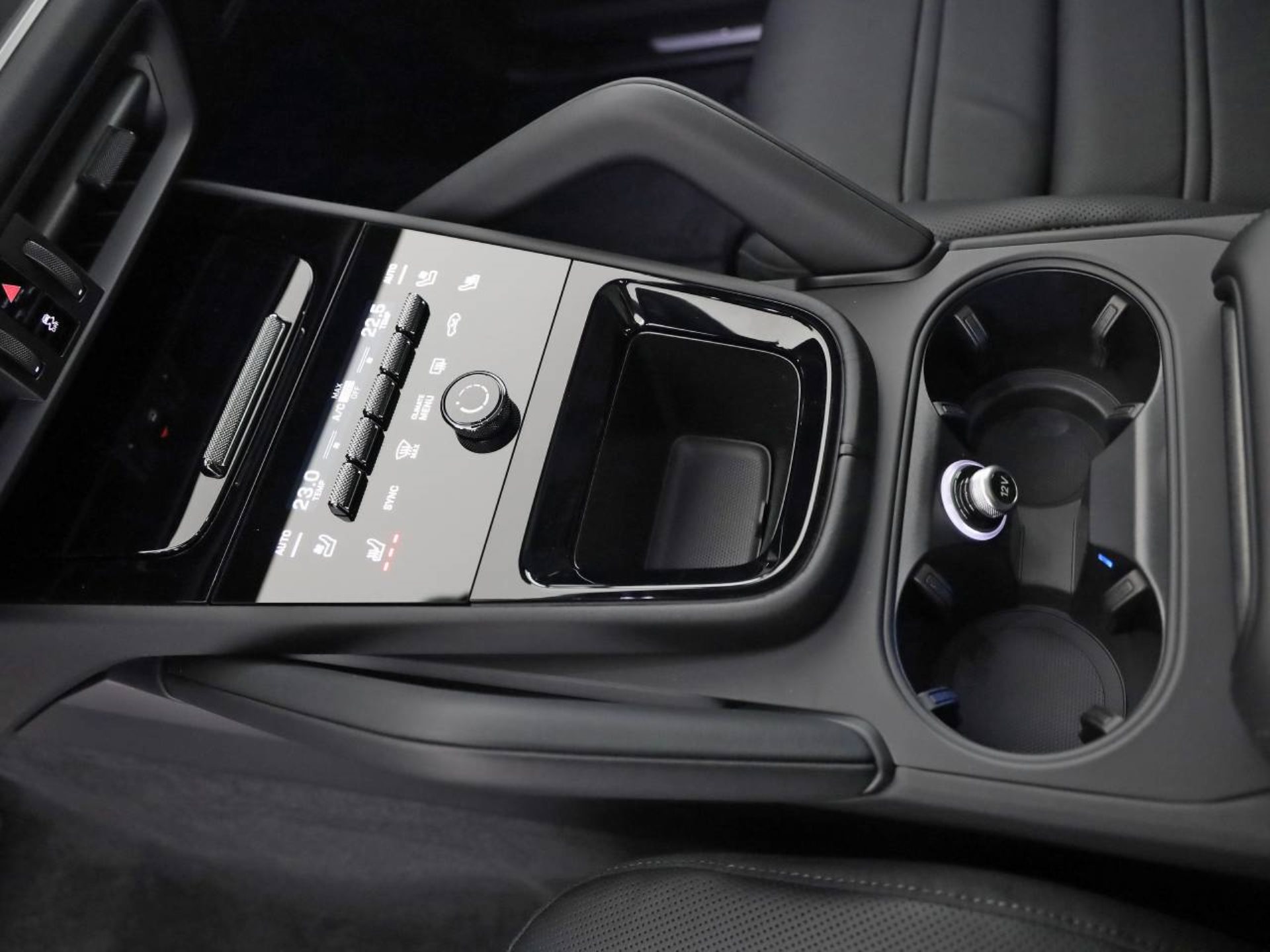 PORSCHE Cayenne S Coupé-image-15