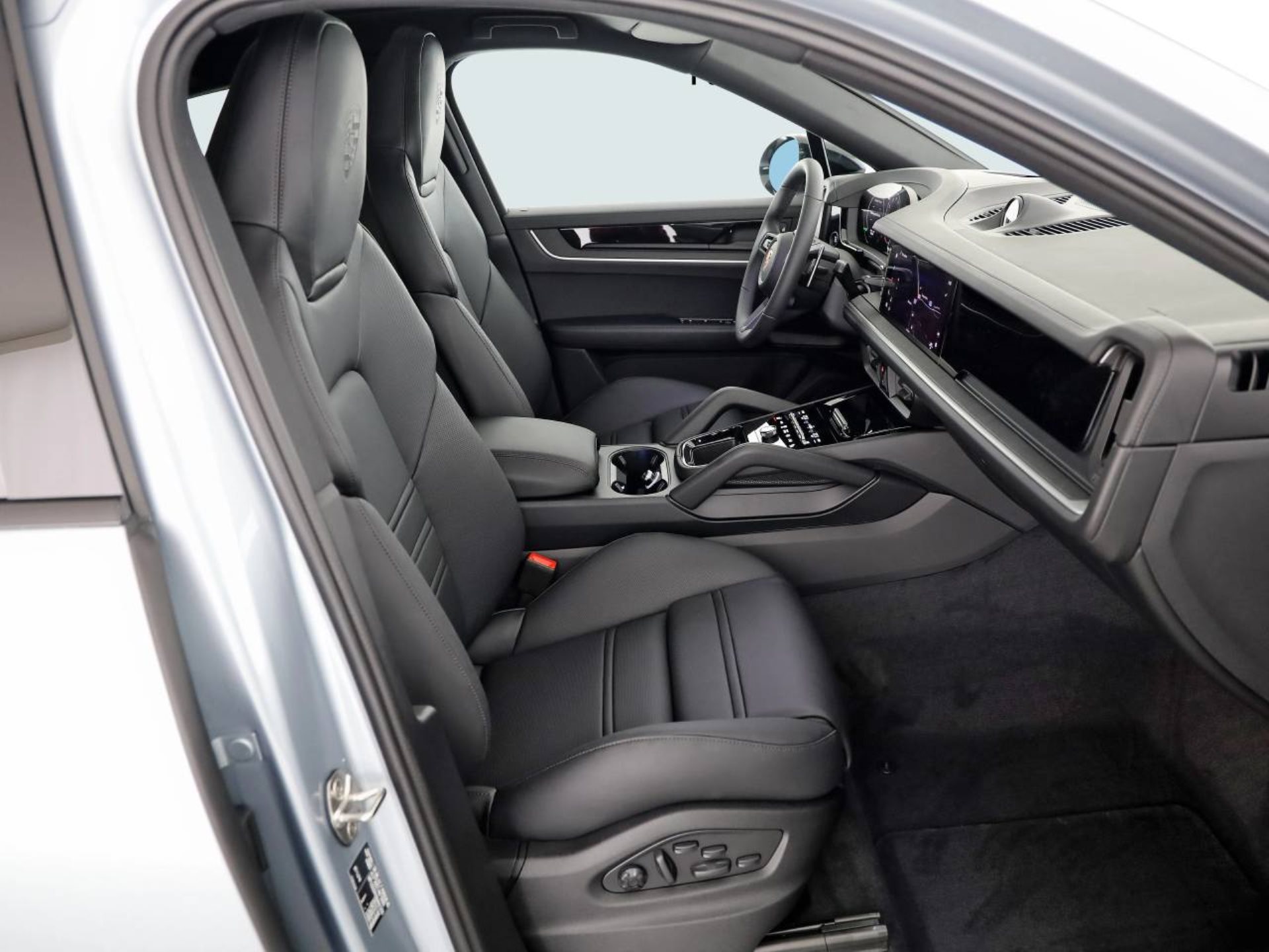 PORSCHE Cayenne S Coupé-image-9