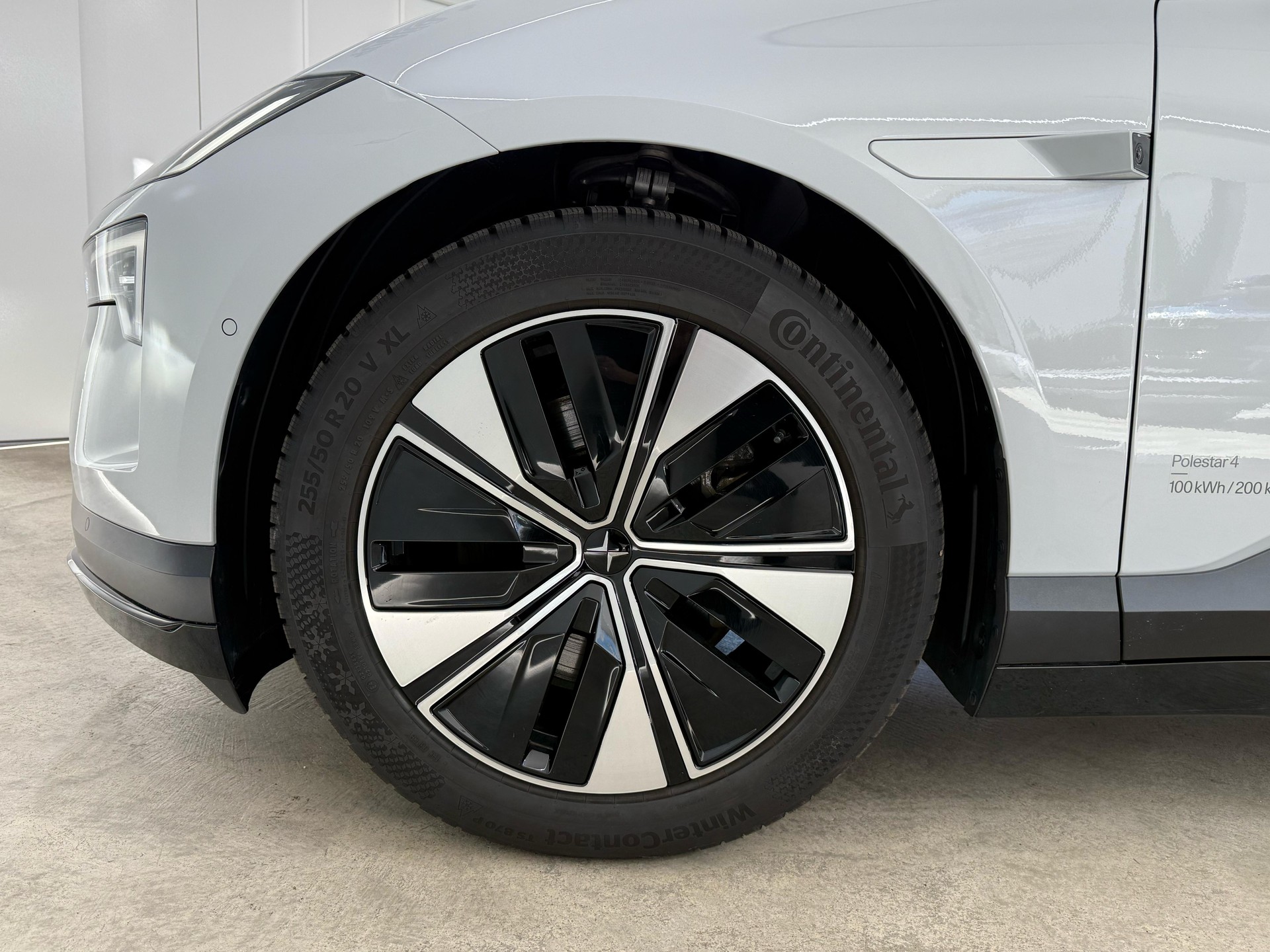 POLESTAR 4 Long Range Single Motor-image-7