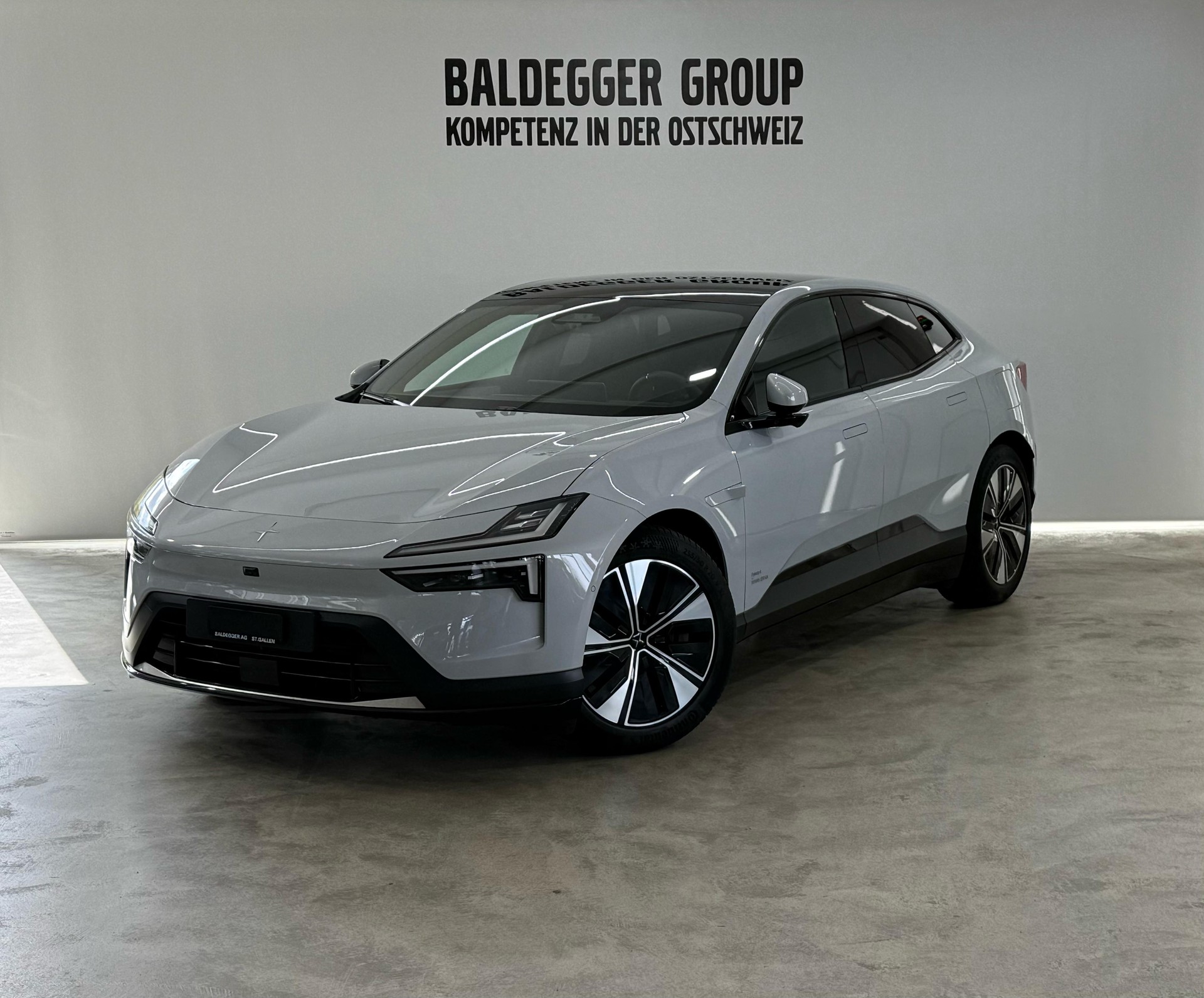 POLESTAR 4 Long Range Single Motor-image-0