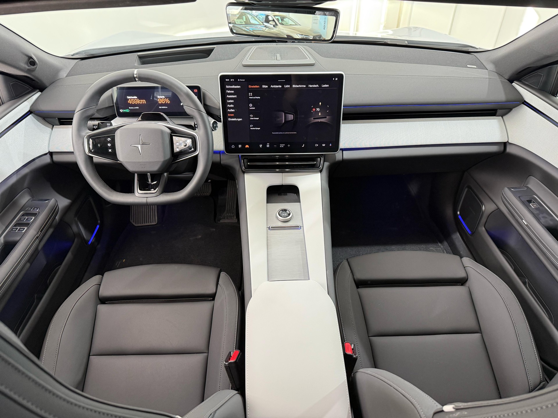 POLESTAR 4 Long Range Single Motor-image-4