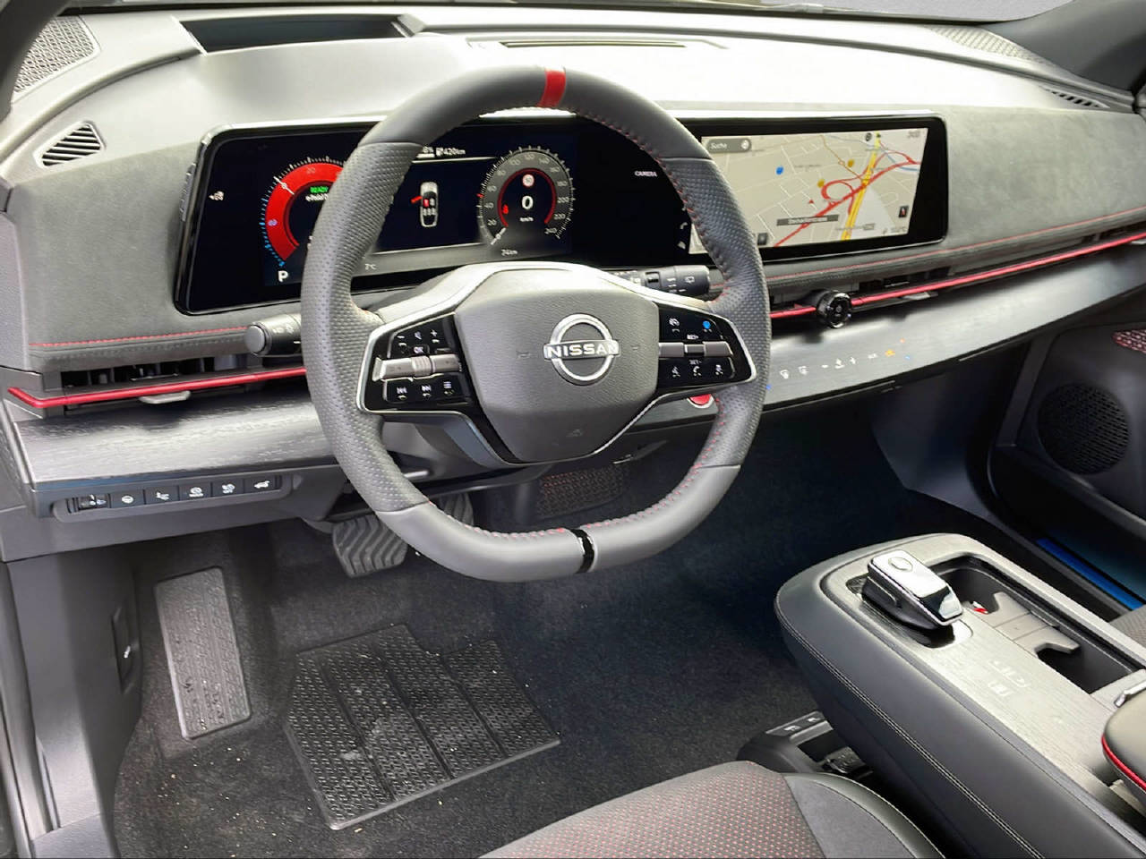 NISSAN Ariya Nismo 87 KWh e-4orce 435 PS-image-4