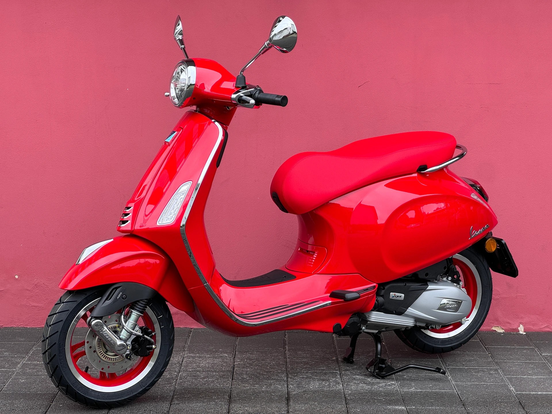 PIAGGIO Vespa 125 Primavera Red ABS-image-9