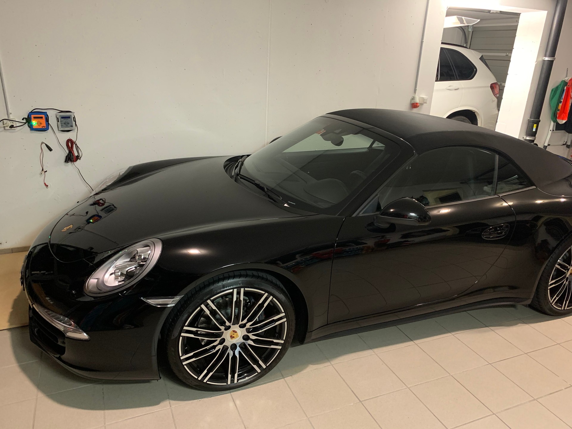 PORSCHE 911 Cabrio Carrera 4 Black Edition PDK-image-8