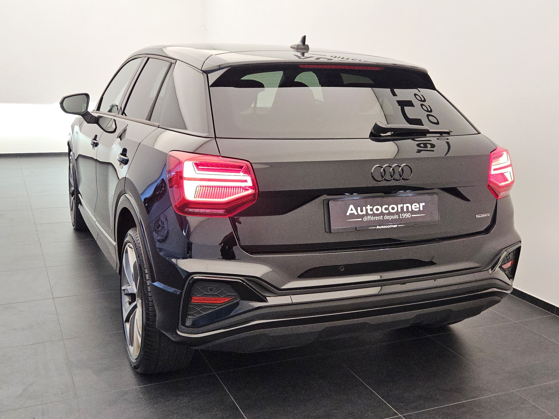 AUDI Q2 40 TFSI S line Attraction quattro S-tronic-image-6