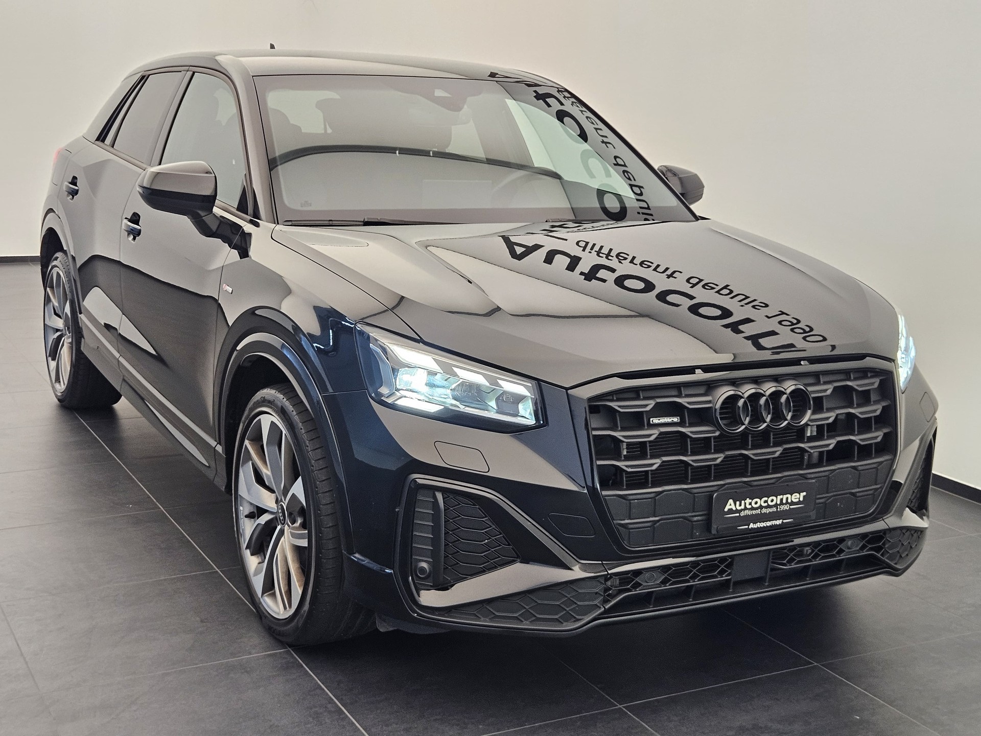 AUDI Q2 40 TFSI S line Attraction quattro S-tronic-image-2
